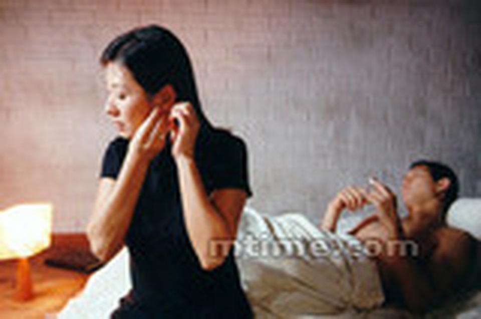 这是一段不伦之恋，他们深知这一点，但却已无法控制对彼此的爱恋。