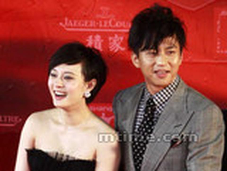 No.9 孙俪、邓超代言综合指数：★★★★★☆ 代言领域：预测会有亲子产品、服装等  平均代言出场费用：保底价7位数以上轻松就有