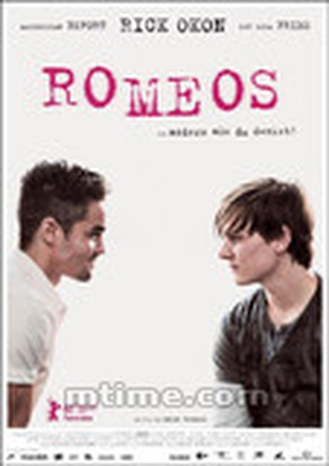 2010年投票排名: 新上榜 主演: Rick Okon, Maximillian Befort, Felix Brocke 剧情简要: 从小就认定自己该是男生的卢卡斯,决定在二十岁生日那天做变性手术。在一次狂欢派对上他遇见了狂野帅气的男同志法比欧,两人迅速坠入情网。面对炙热难挡的同性吸引力,怀着身体构造的错乱秘密 ,这段真假罗密欧的倒错恋情又将如何找到属于自己的幸福结局? AFTERELTON'S TOP100 GREATEST GAY MOVIES