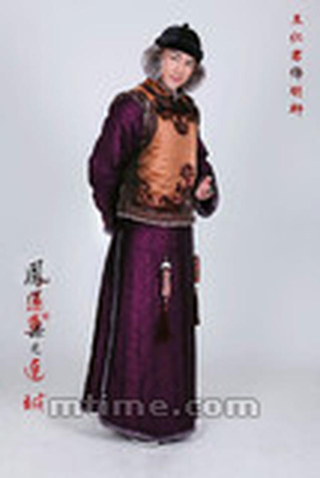 王仁君饰明轩