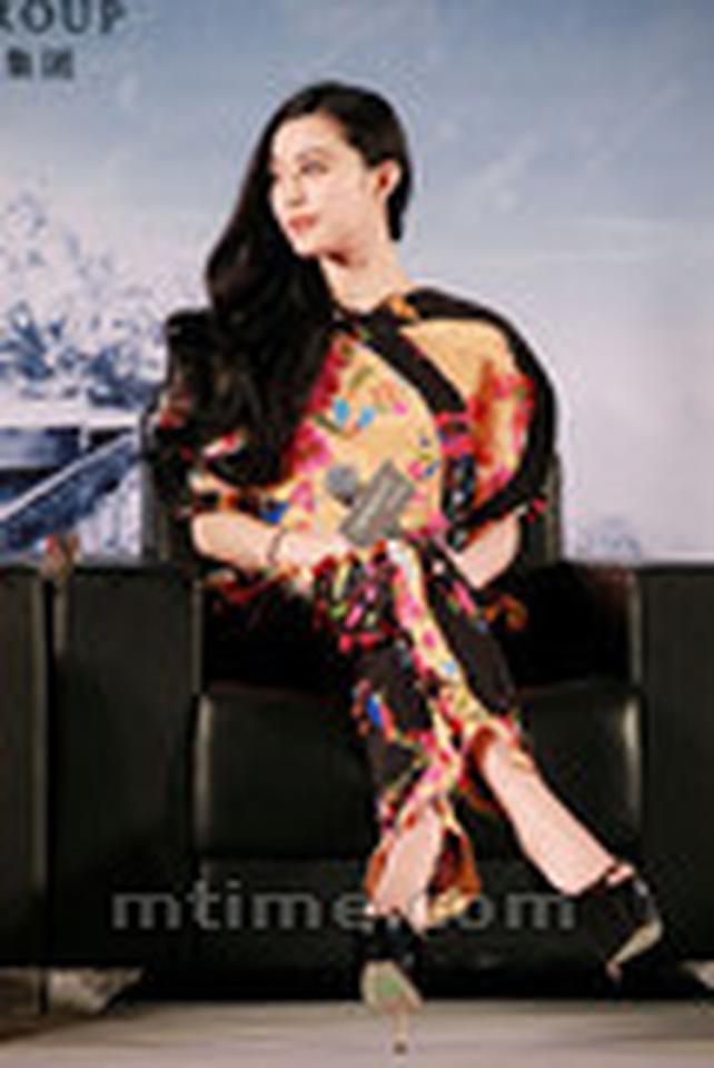 女主角练霓裳的扮演者范冰冰