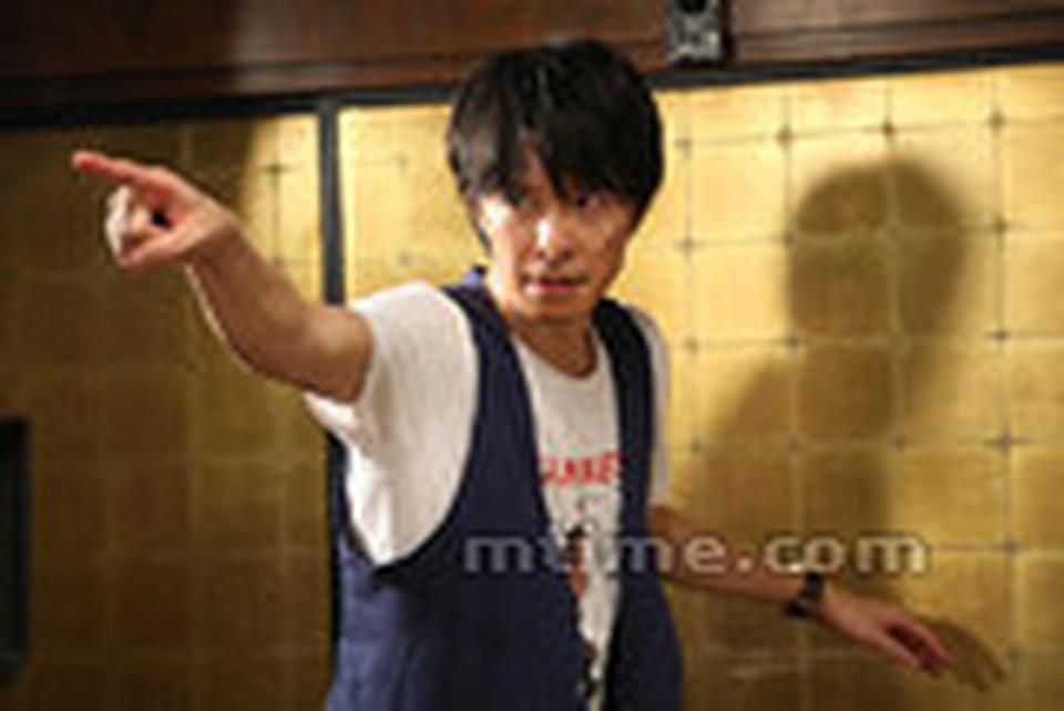 长谷川博己饰演电影青年