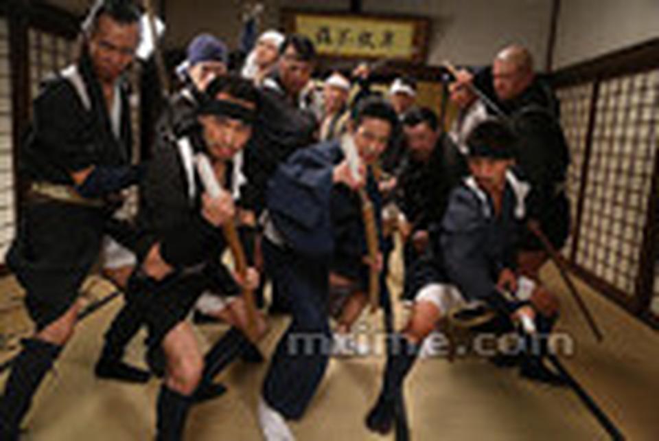 堤真一和黑帮小弟
