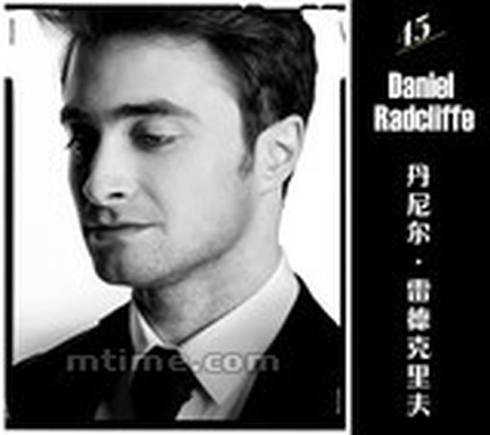 关键词：中性、青涩性感代表作：哈利.波特、杀掉汝爱虽然戴眼镜的英国男子总是偏于柔弱，但这位“哈利.波特”就是以他温良纤细的气质征服全世界，为娃娃脸眼镜男们争了一口气。