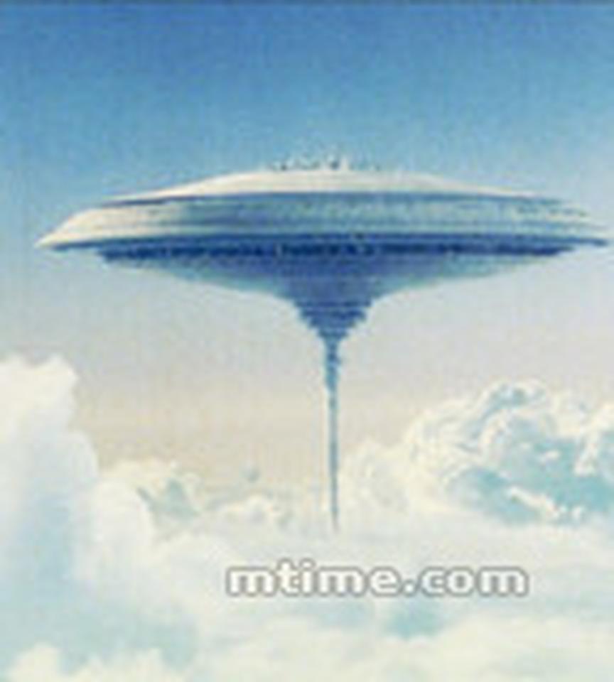 Top3：《星球大战2：帝国反击战》(1980) 影史地位：很多人都认为《帝国反击战》是《星战》系列中最深邃、最黑暗、最成熟和最富思想性的一部。 太空冒险者：天行者卢克在本集中又得到了进一步成长，同时还得知了自己的真正身世。不仅前往狄克星寻找绝地武士尤达师傅受训，还要只身救援韩索罗等人，更重要的是与黑武士相认并拒绝其劝降，为三部曲大结局埋下了充分的伏笔。 最赞太空场景：对任何一部《星战》来说，恢弘壮阔的星际飞船空战都是难得的视觉奇观。不过更多人记住的是本片中卢克与生父黑武士的那场惊心动魄的光剑决斗，其所带来复杂的情绪与极为对立的戏剧矛盾都让人难以言喻。
