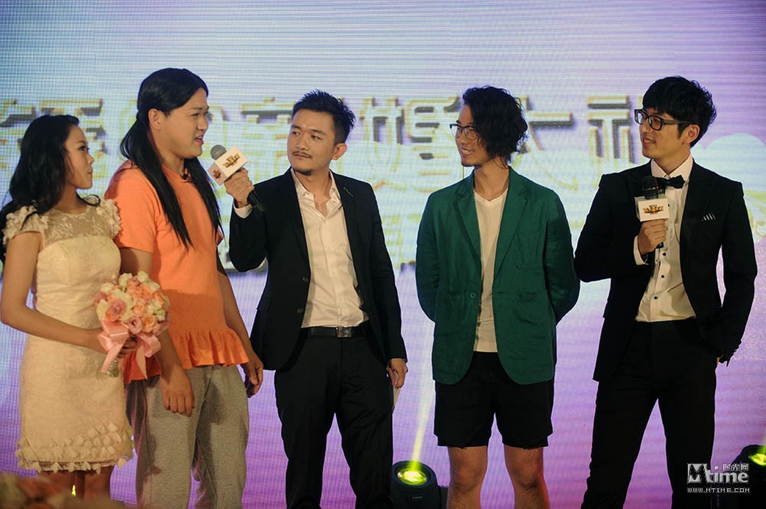 众后宫争抢大锤