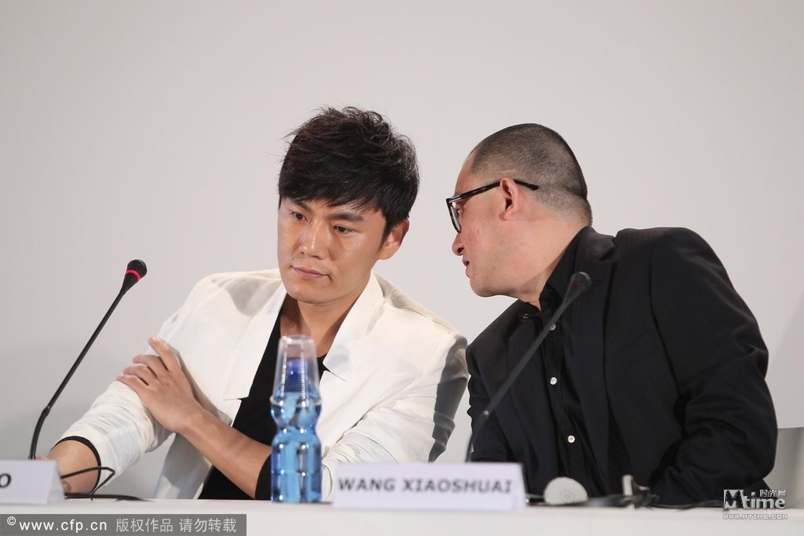 秦昊与王小帅席间交流