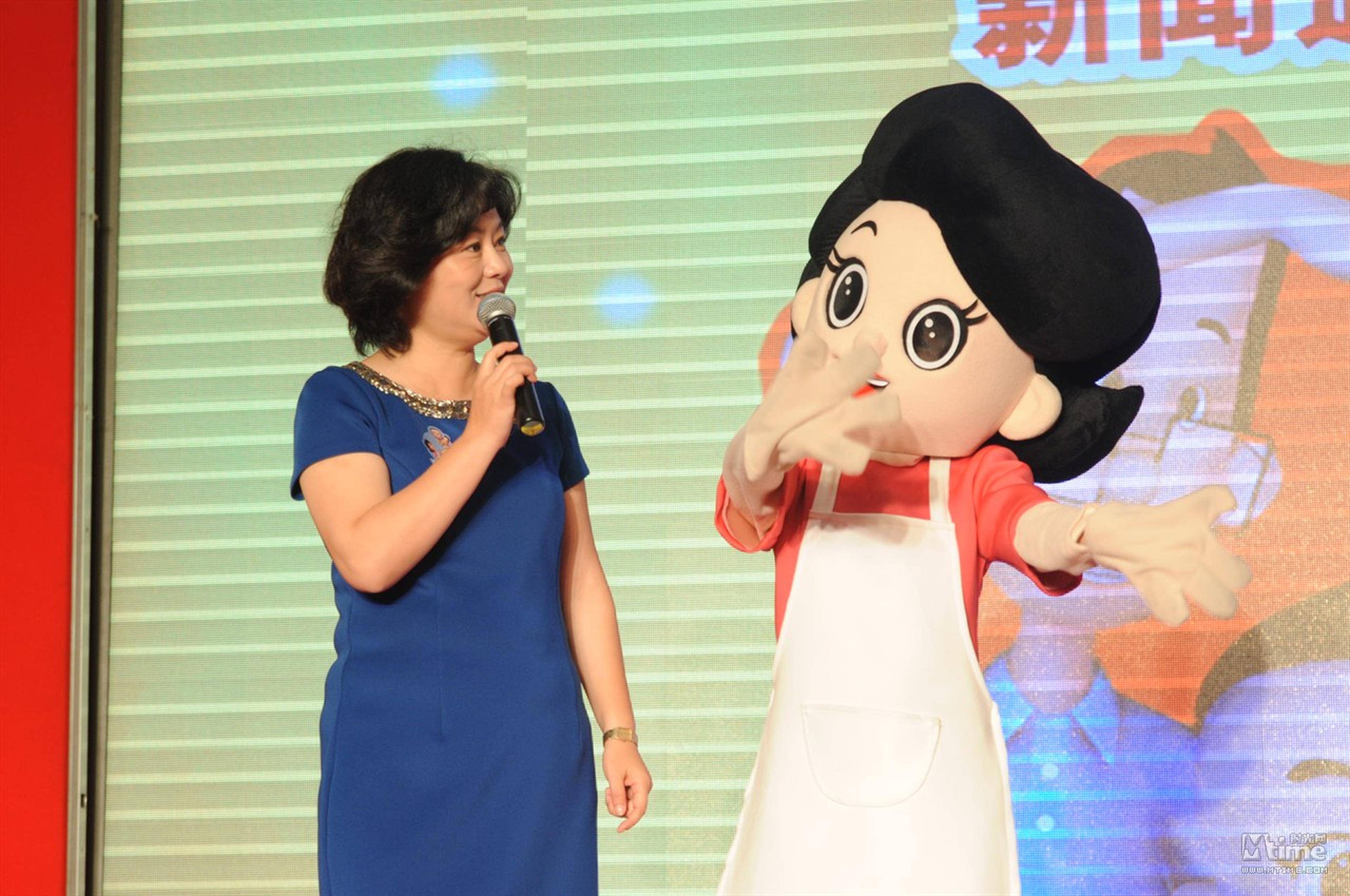鞠萍为围裙妈妈配音