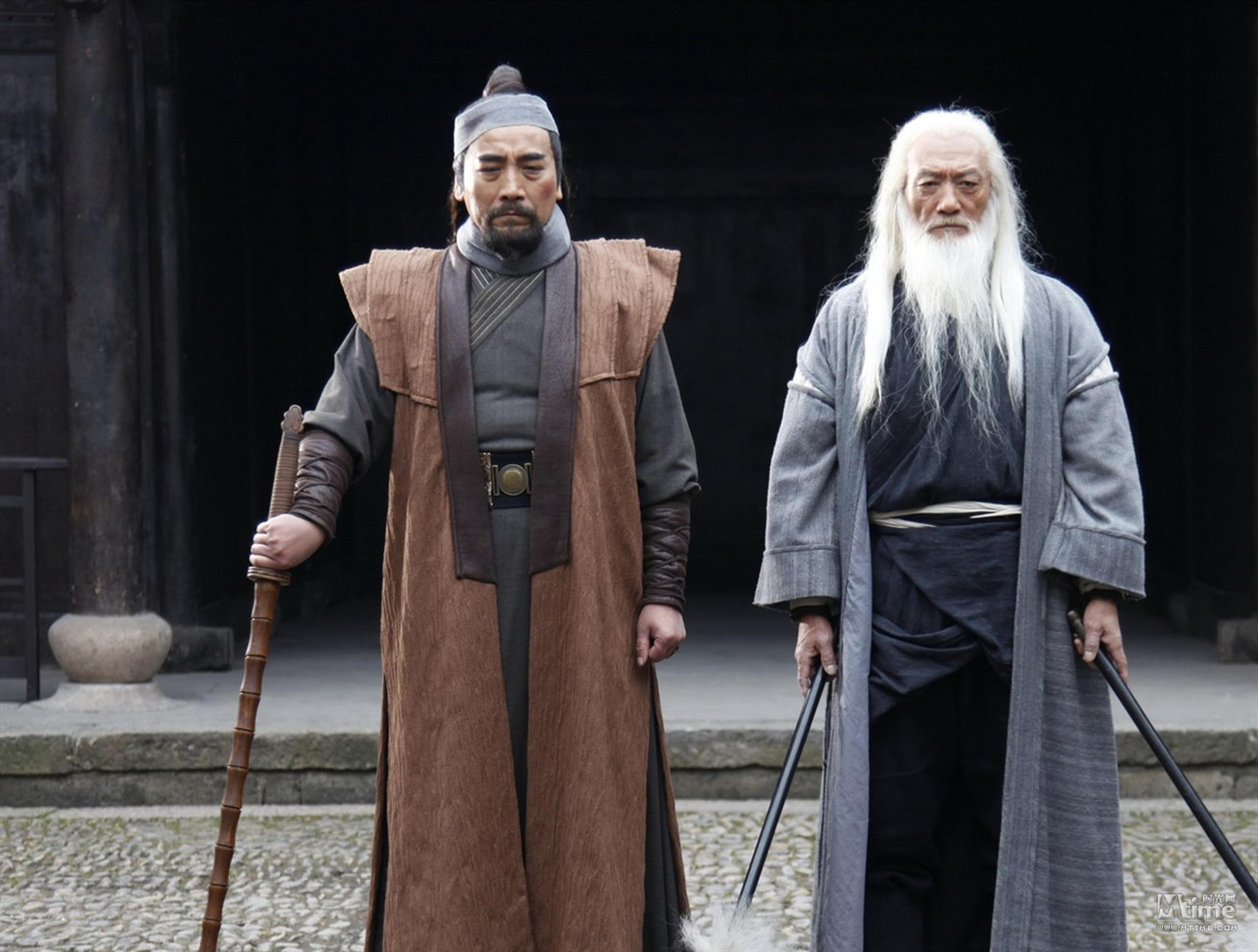 于承惠在重返大银幕之作《倭寇的踪迹》中饰演霜叶城第一高手裘冬月