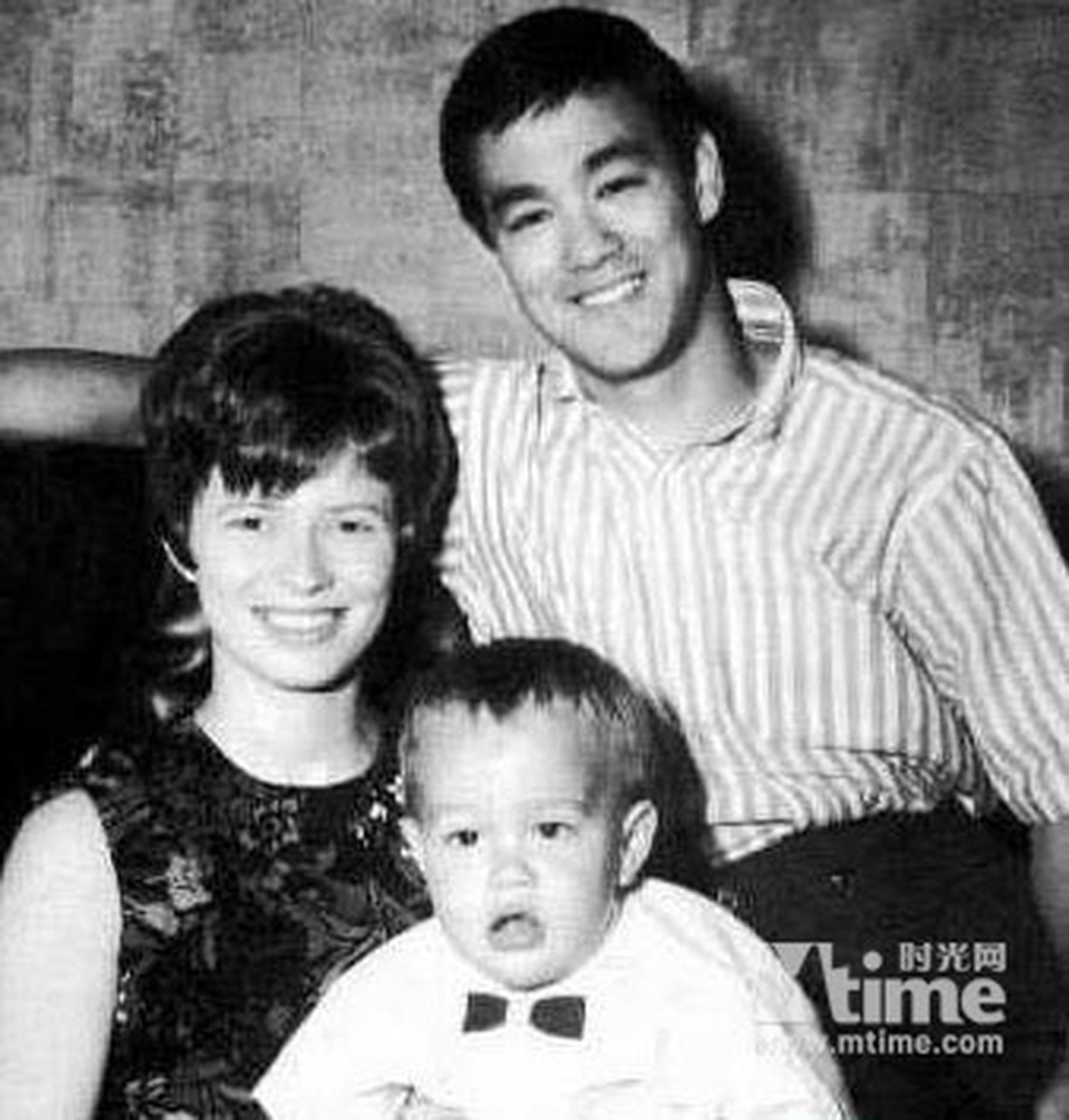 李小龙和妻子、儿子