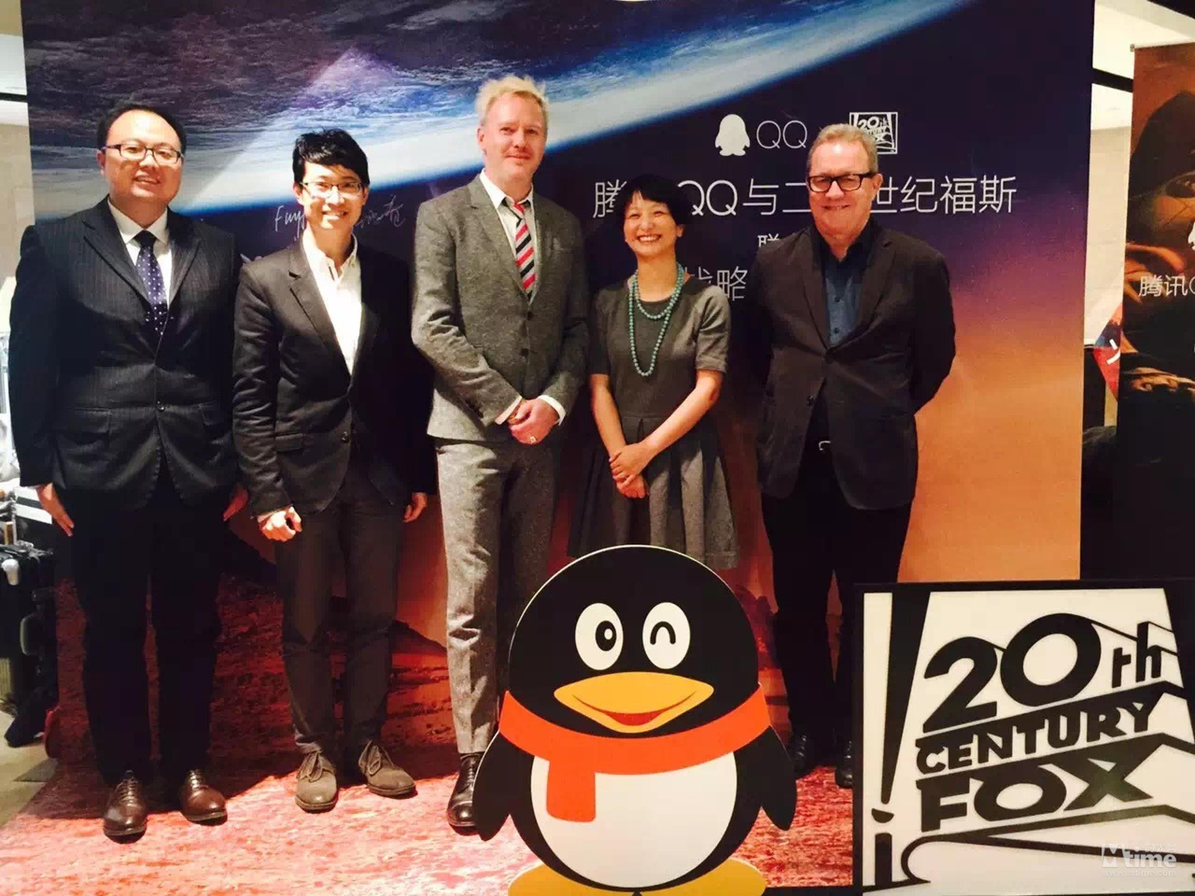 20世纪福斯高层与腾讯公司高层合影
