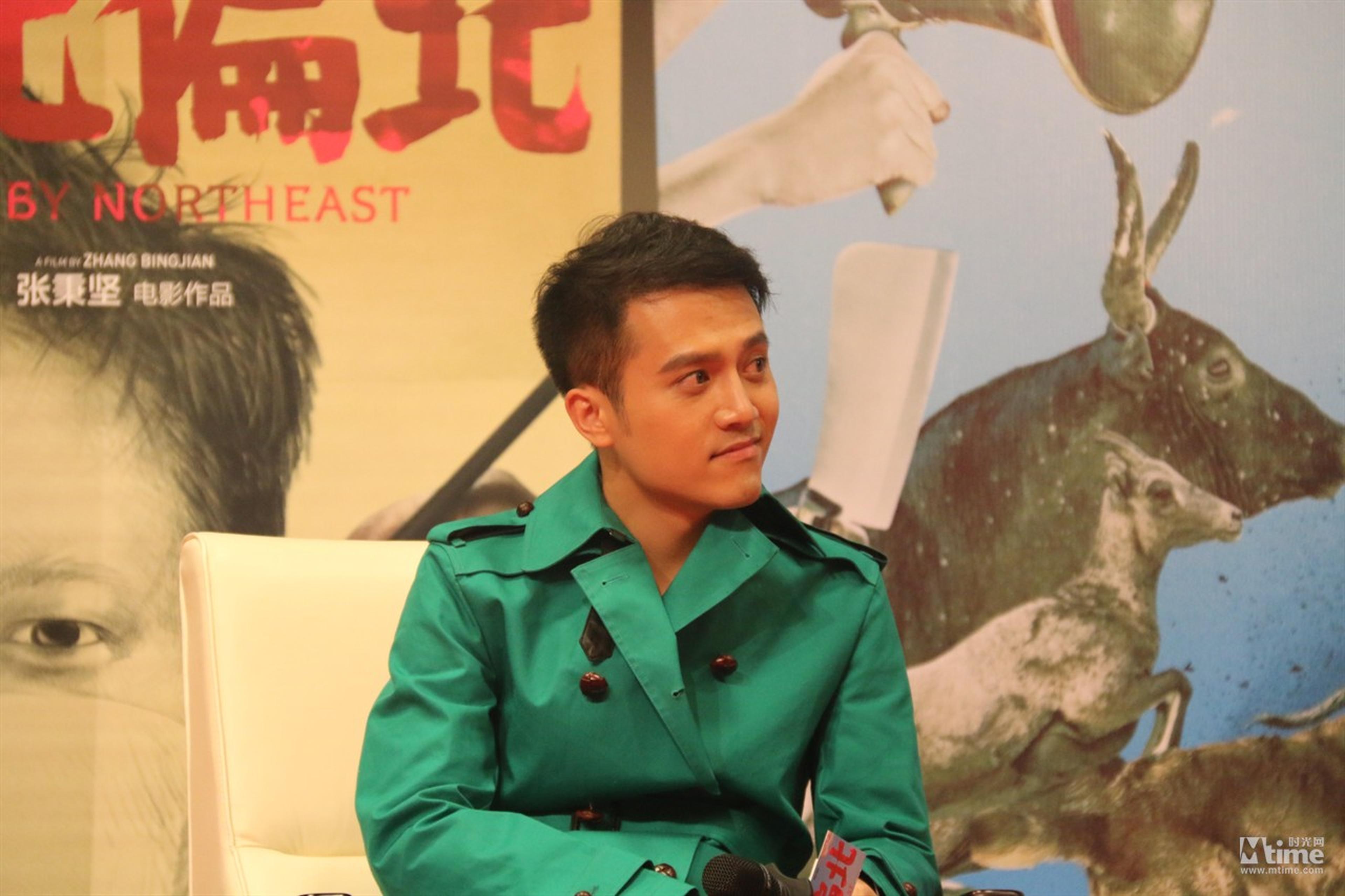 小帅哥赖迦童，他在片中饰演“老流氓”，颜值颇高的他深受现场学生妹的欢迎