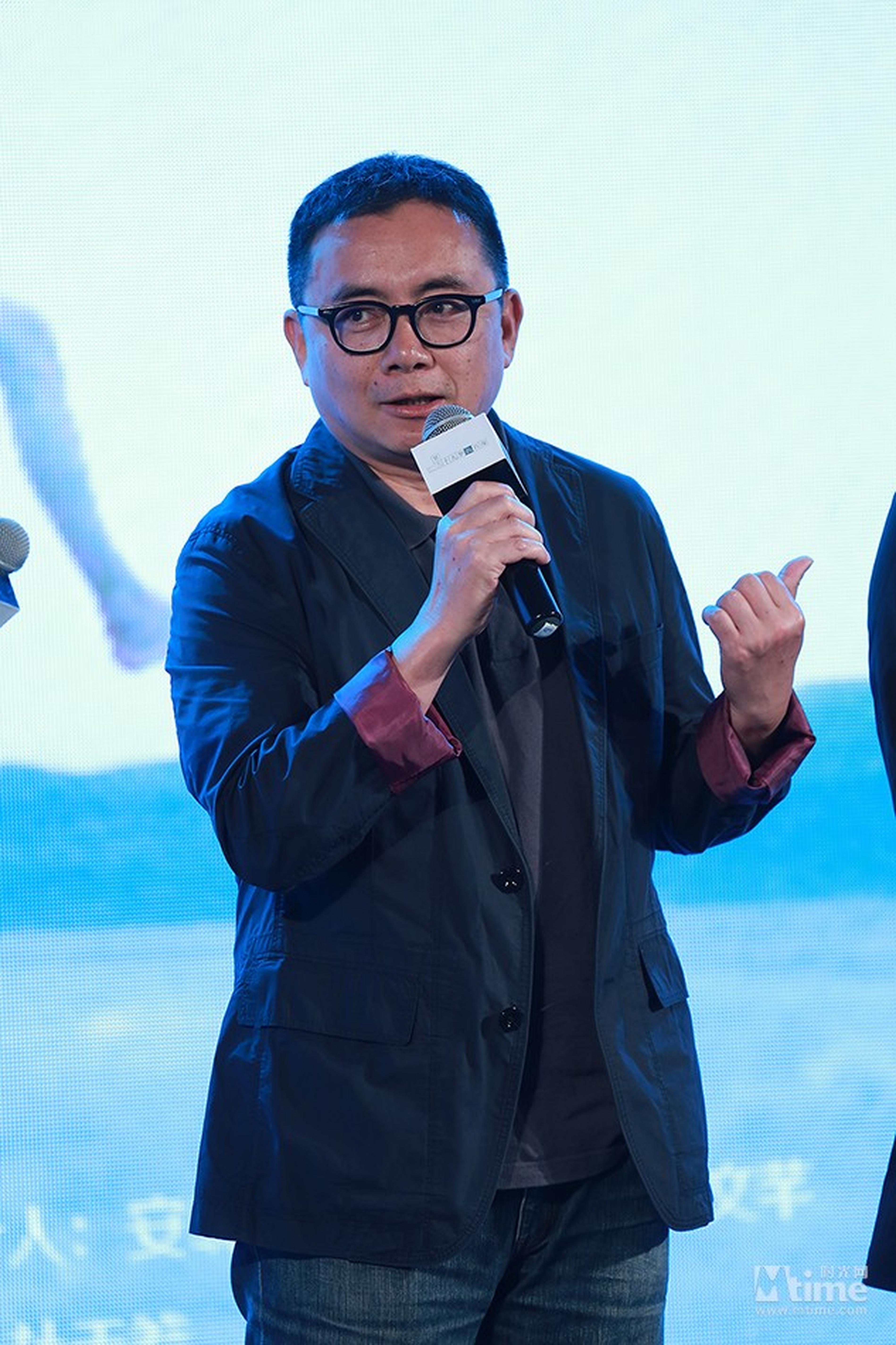 监制黄志明