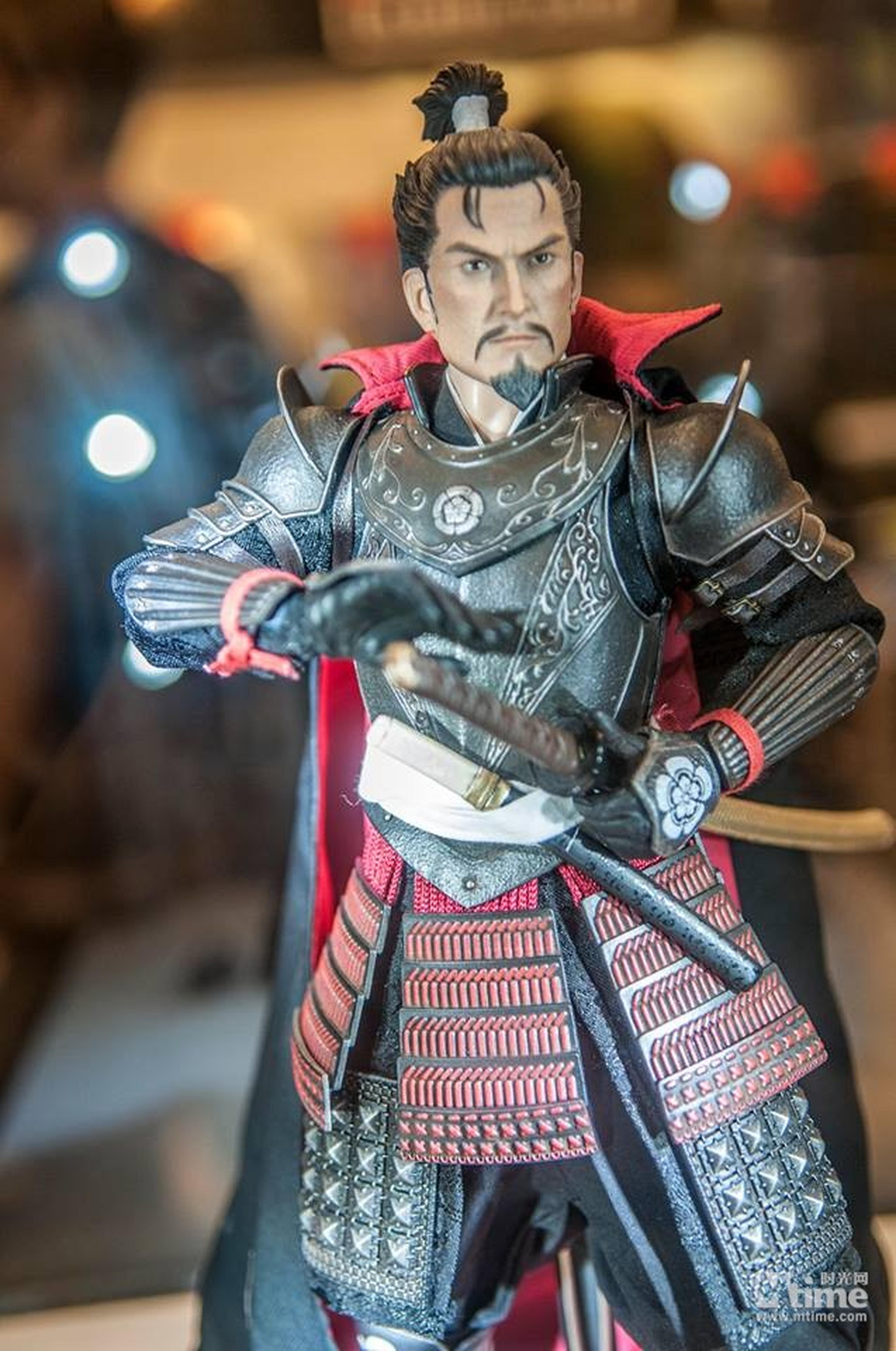 织田信长1:6可动人偶