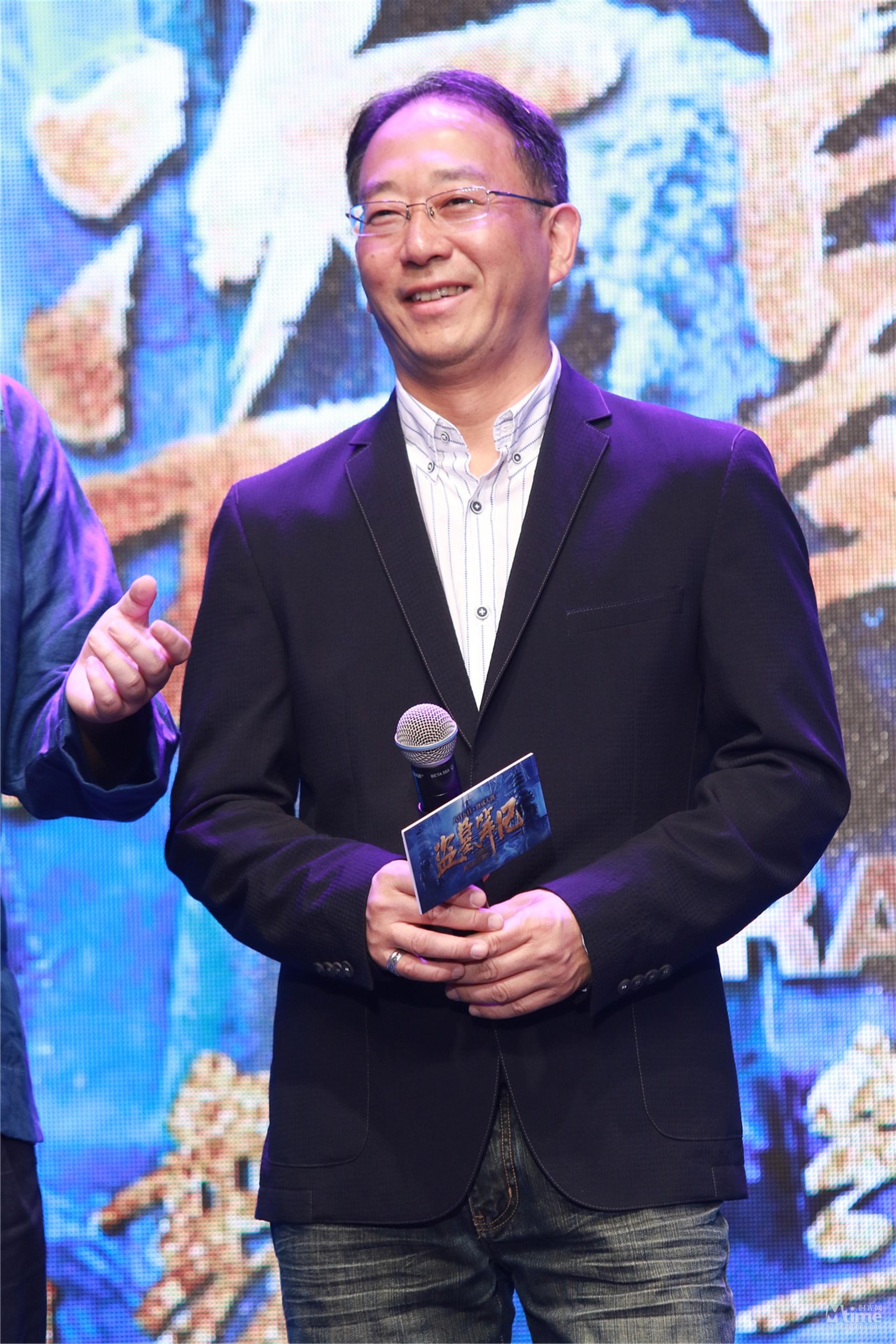 导演李仁港