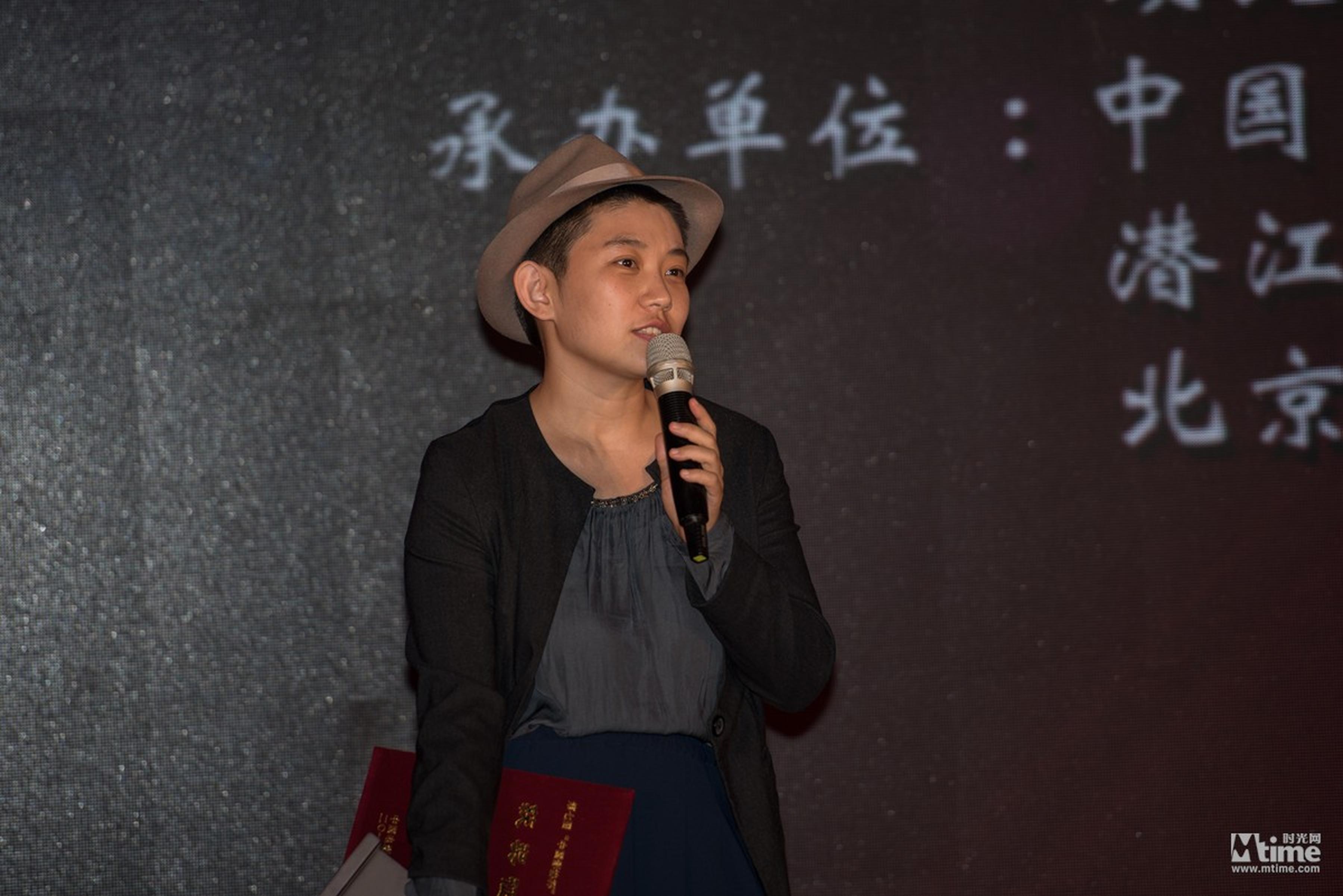 《告别》编剧德格娜