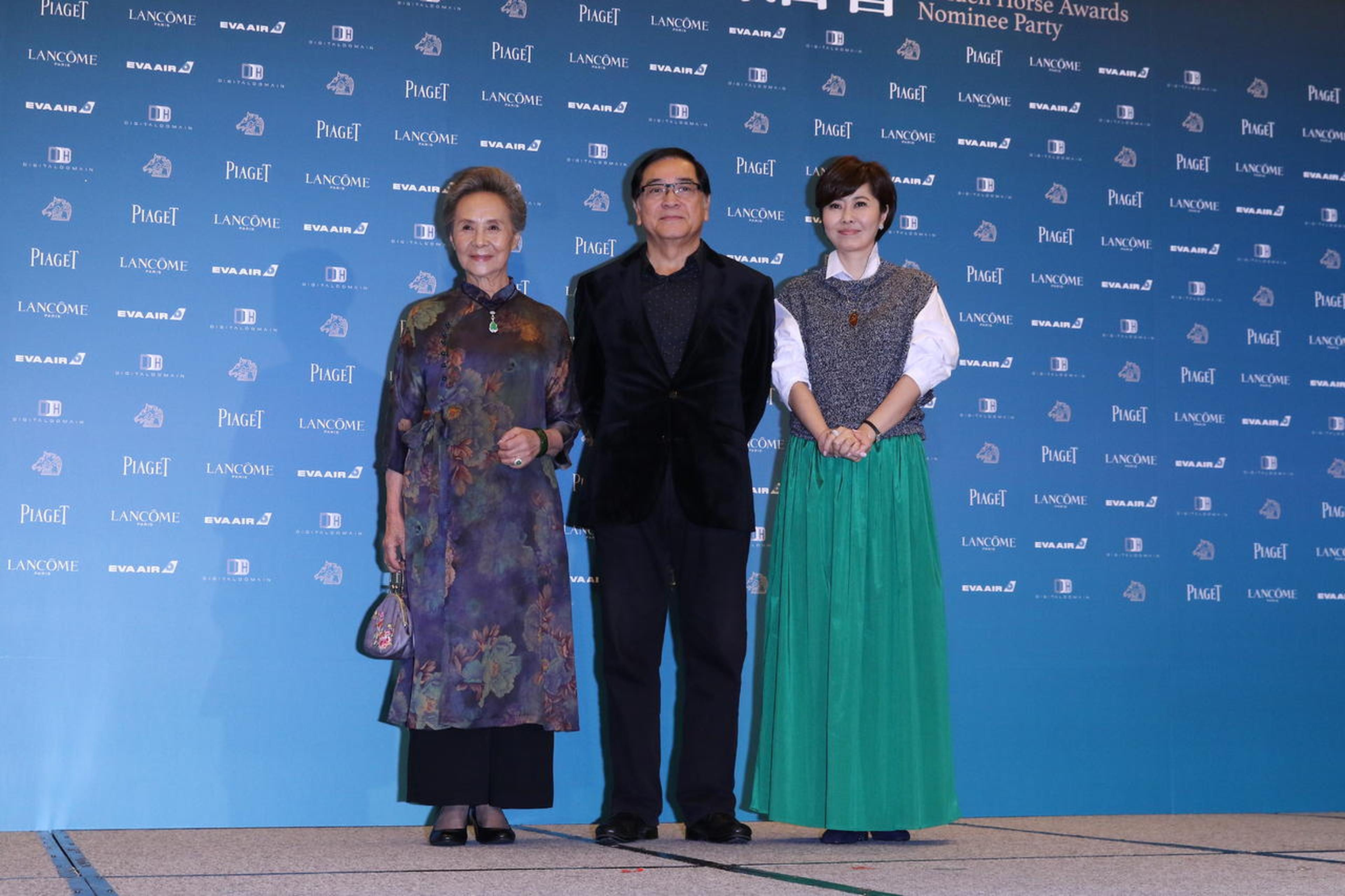 《北京遇上西雅图之不二情书》剧组，导演薛晓路与演员秦沛、吴彦姝。
