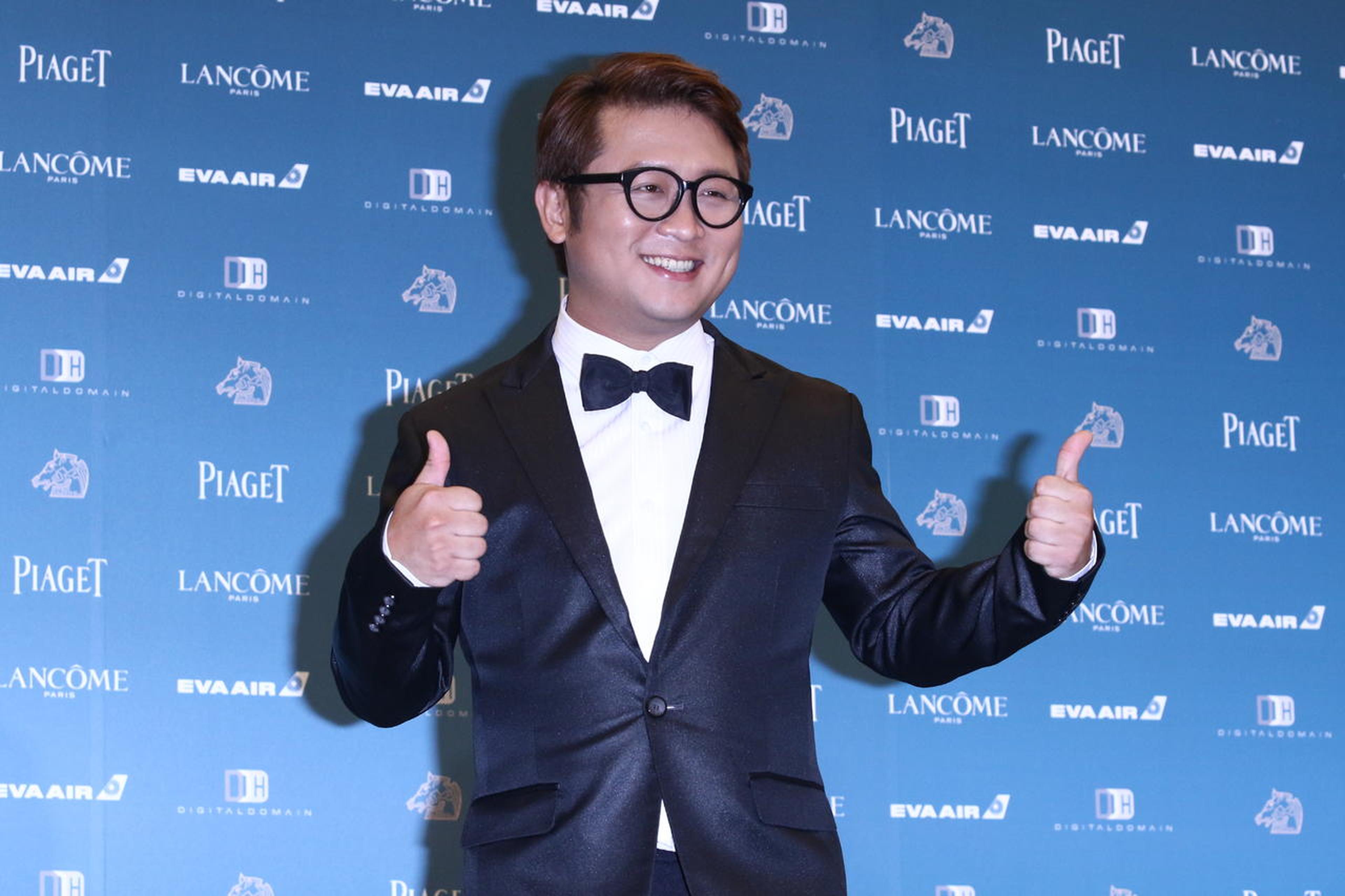 “综艺咖”纳豆转型攻表演，凭借《一路顺风》提名最佳男配角。