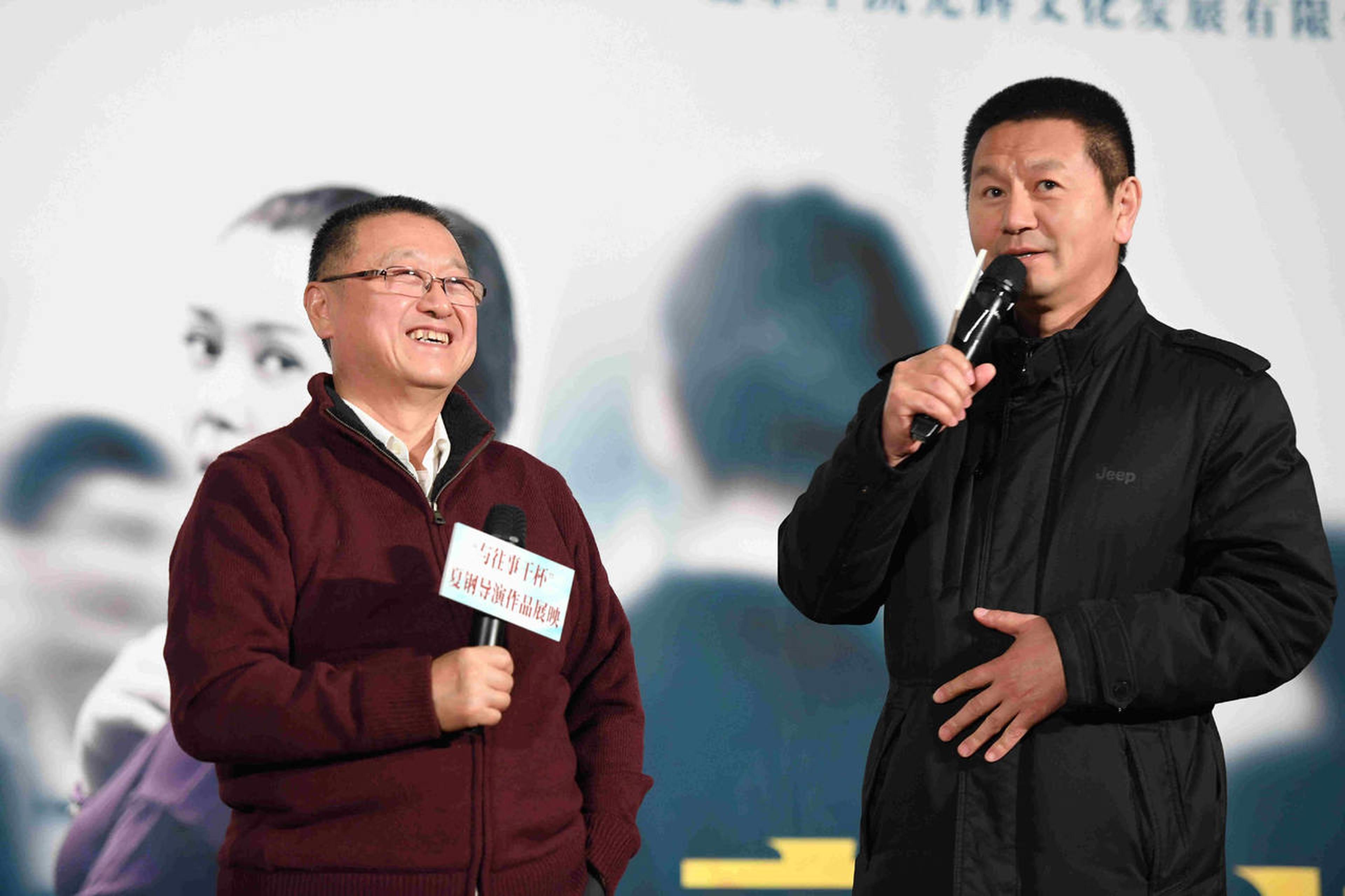 演员吴若甫现身导演夏钢影展声援新作《夜色撩人》