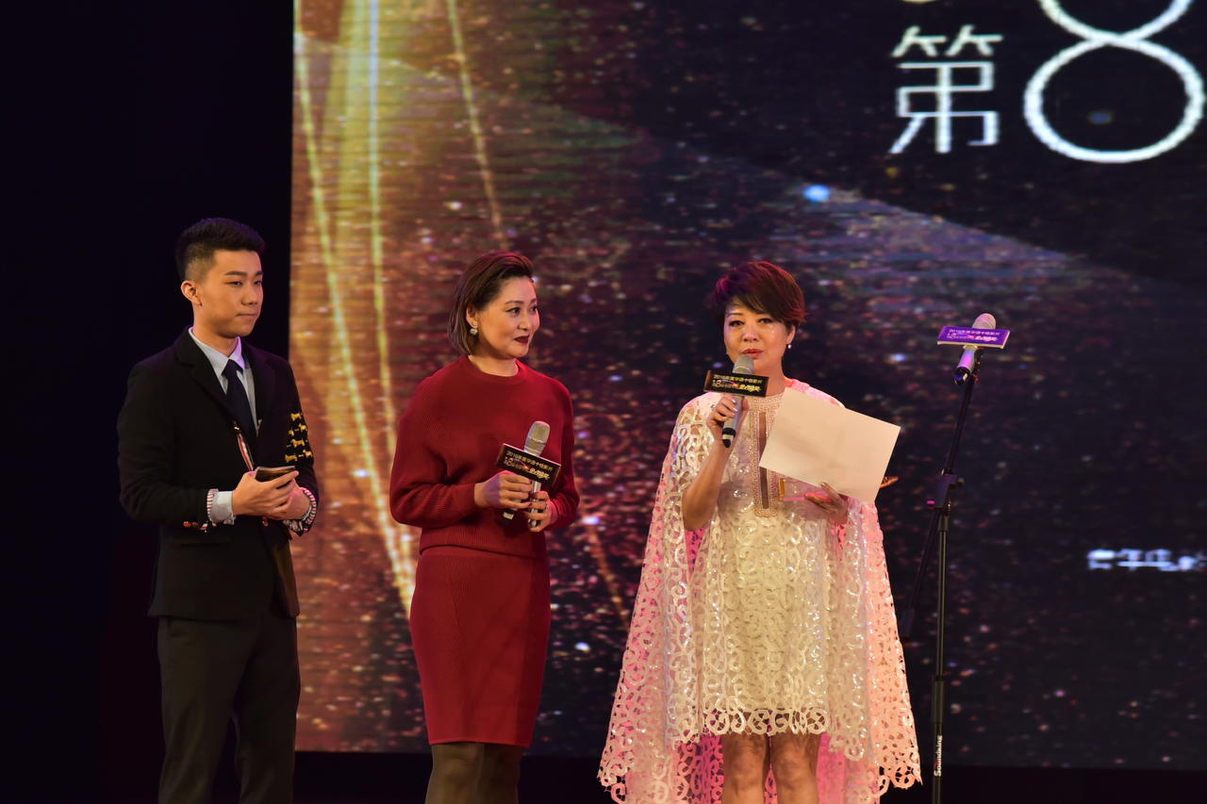 金燕玲凭《一念无明》获“年度女配角奖”