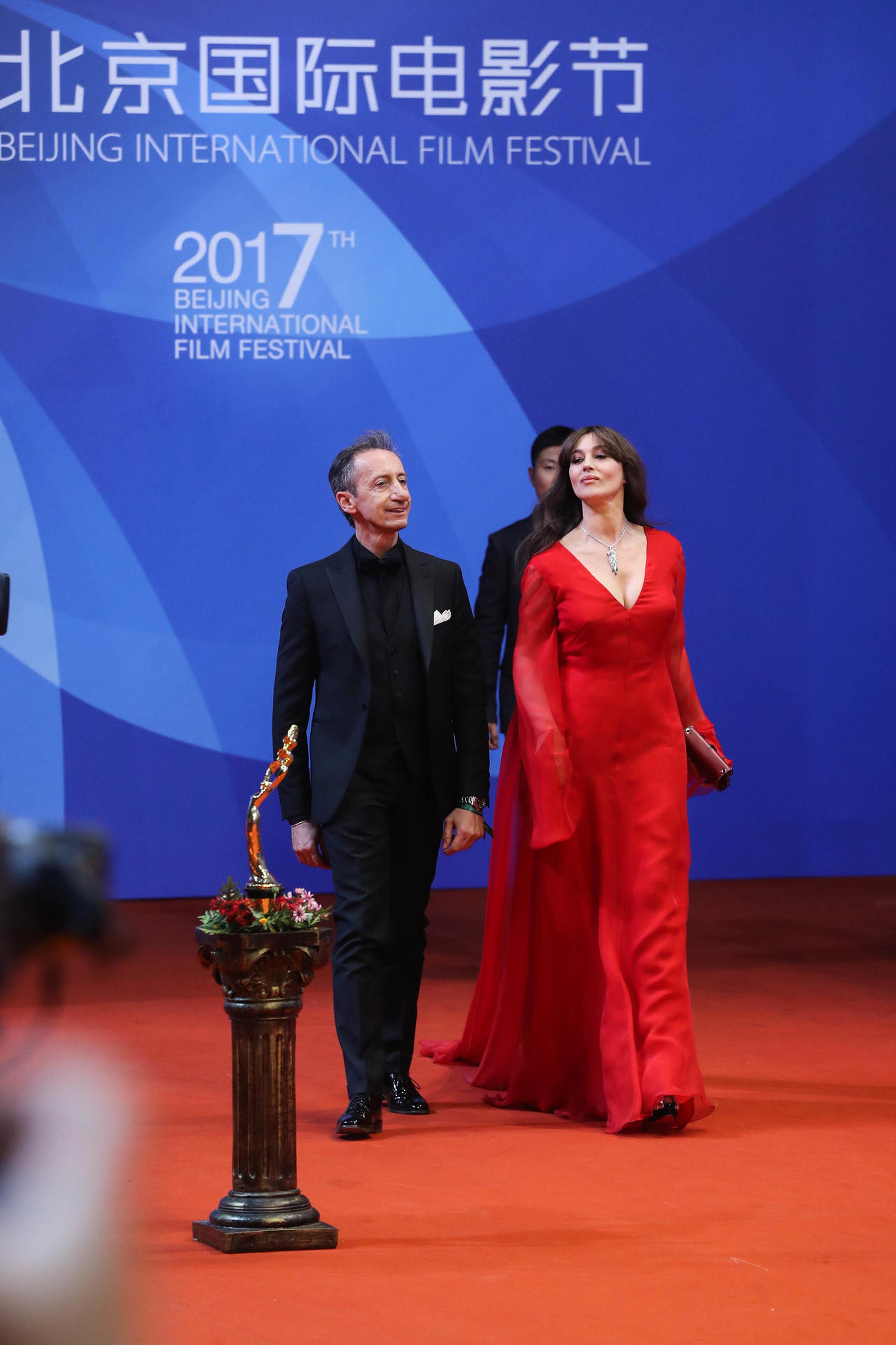 意大利国宝级女神莫妮卡·贝鲁奇，亮相第七届北京电影节闭幕红毯