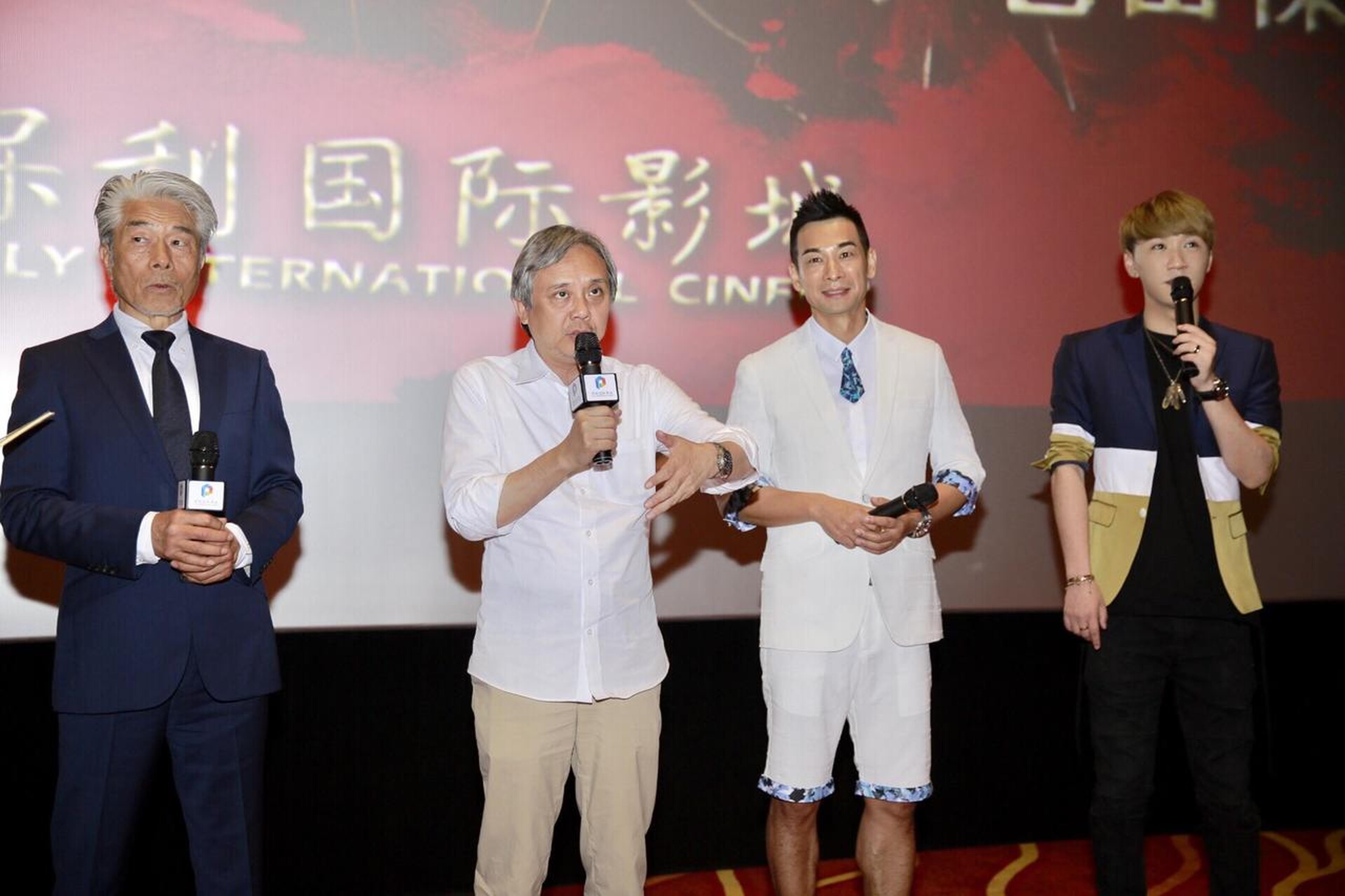 导演陈嘉上与观众互动