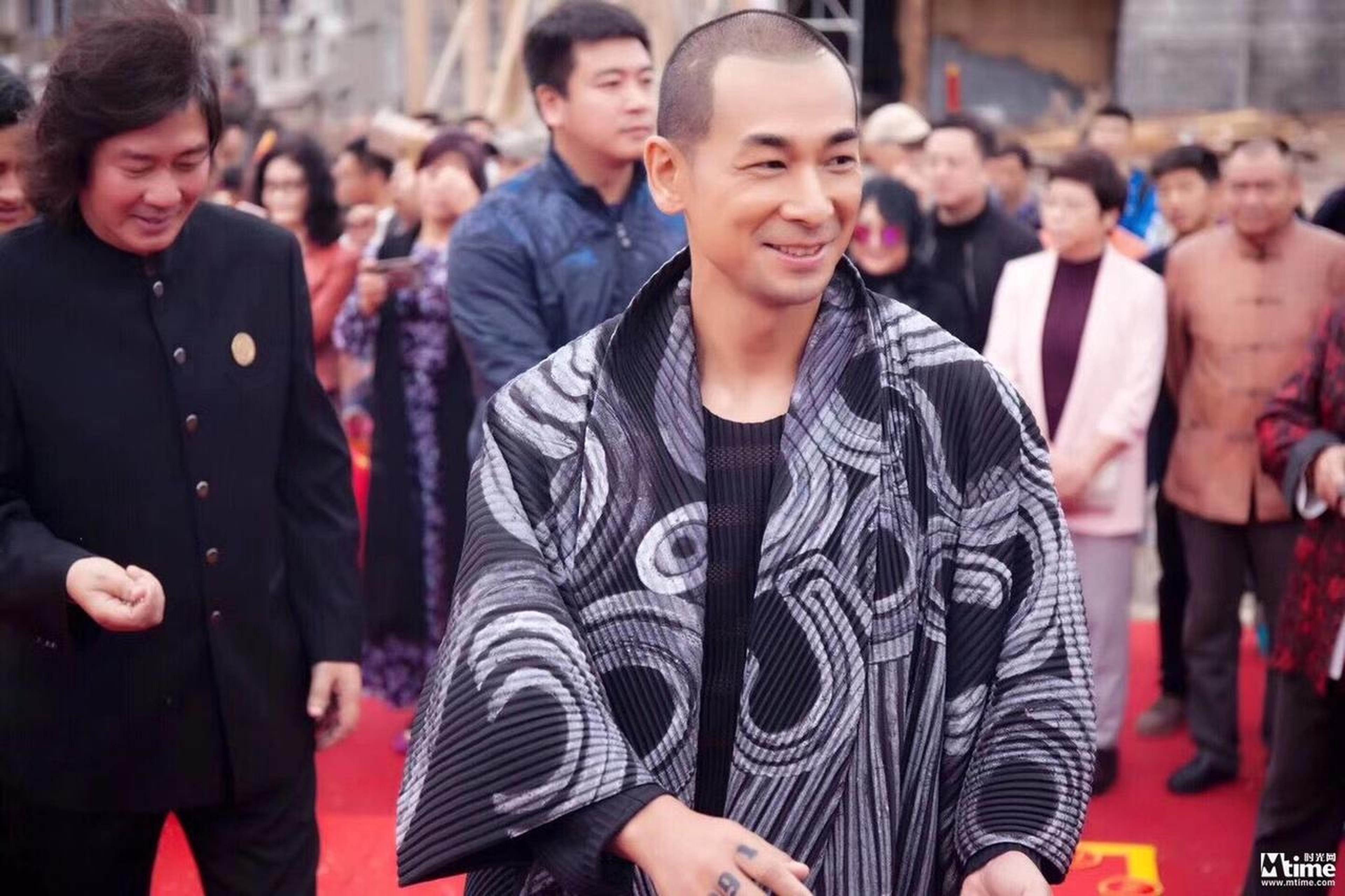 赵文卓亮相《纹身：西部纵横》开机仪式