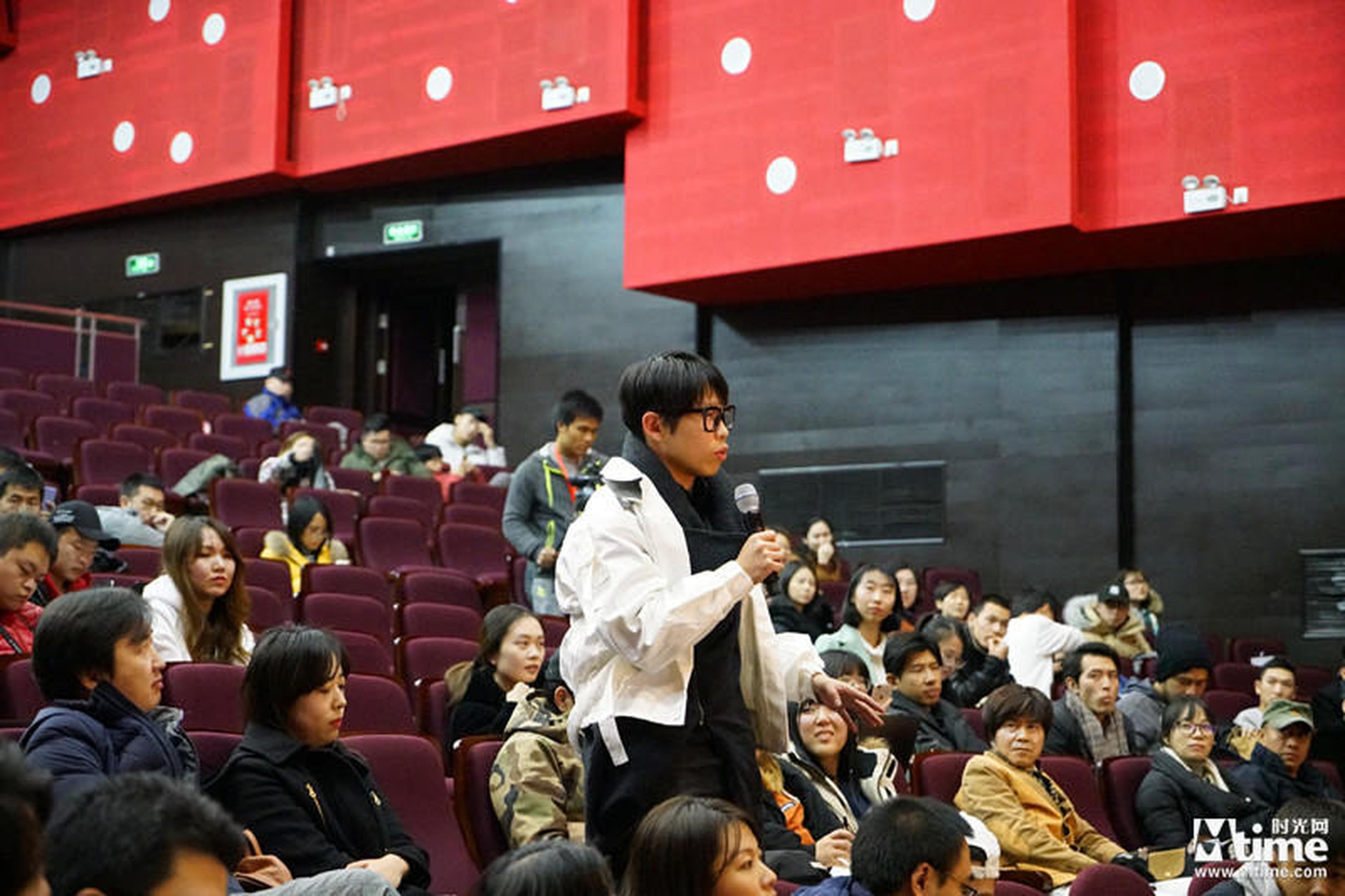 学生提问