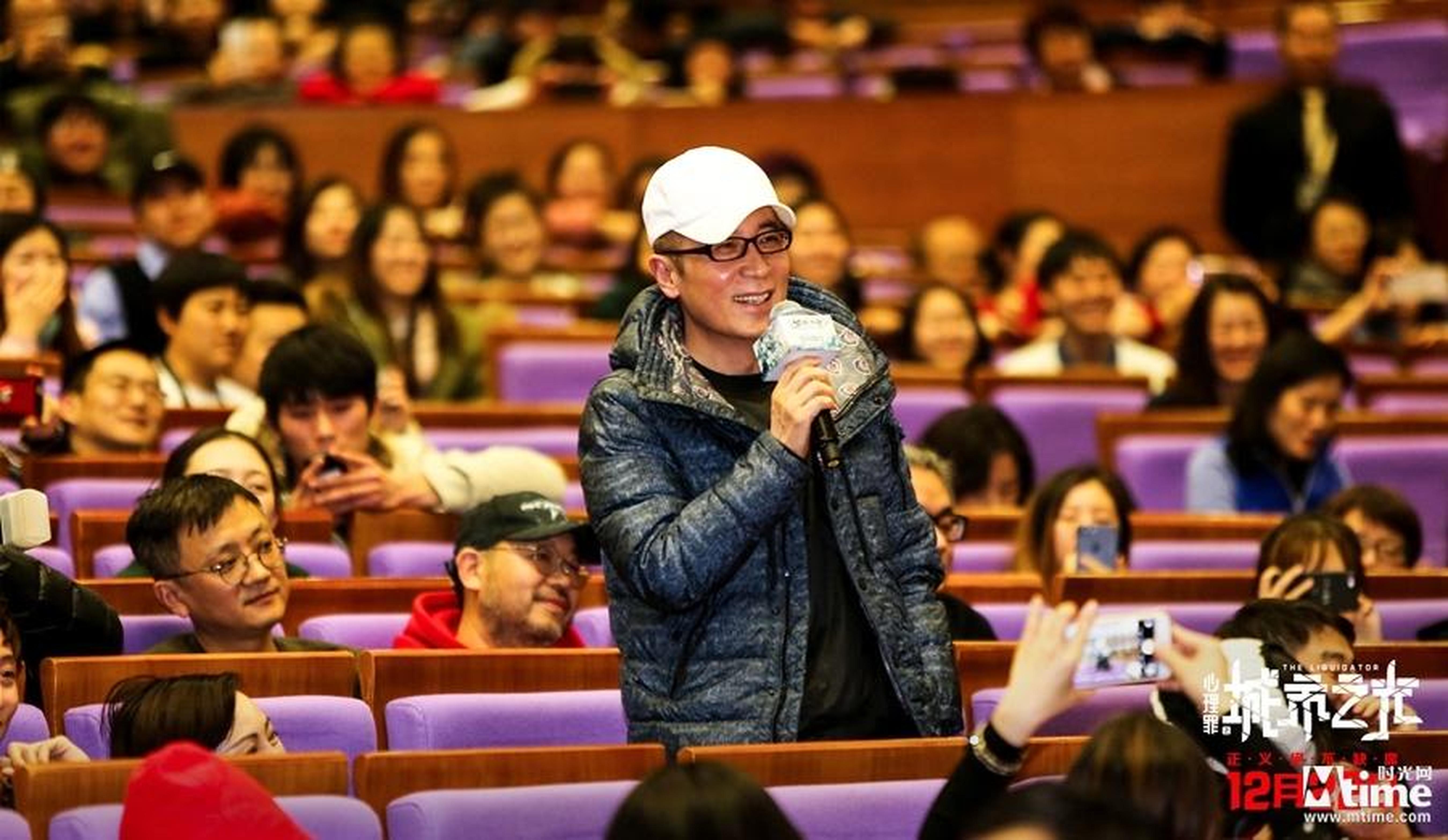 曹保平赞邓超演技