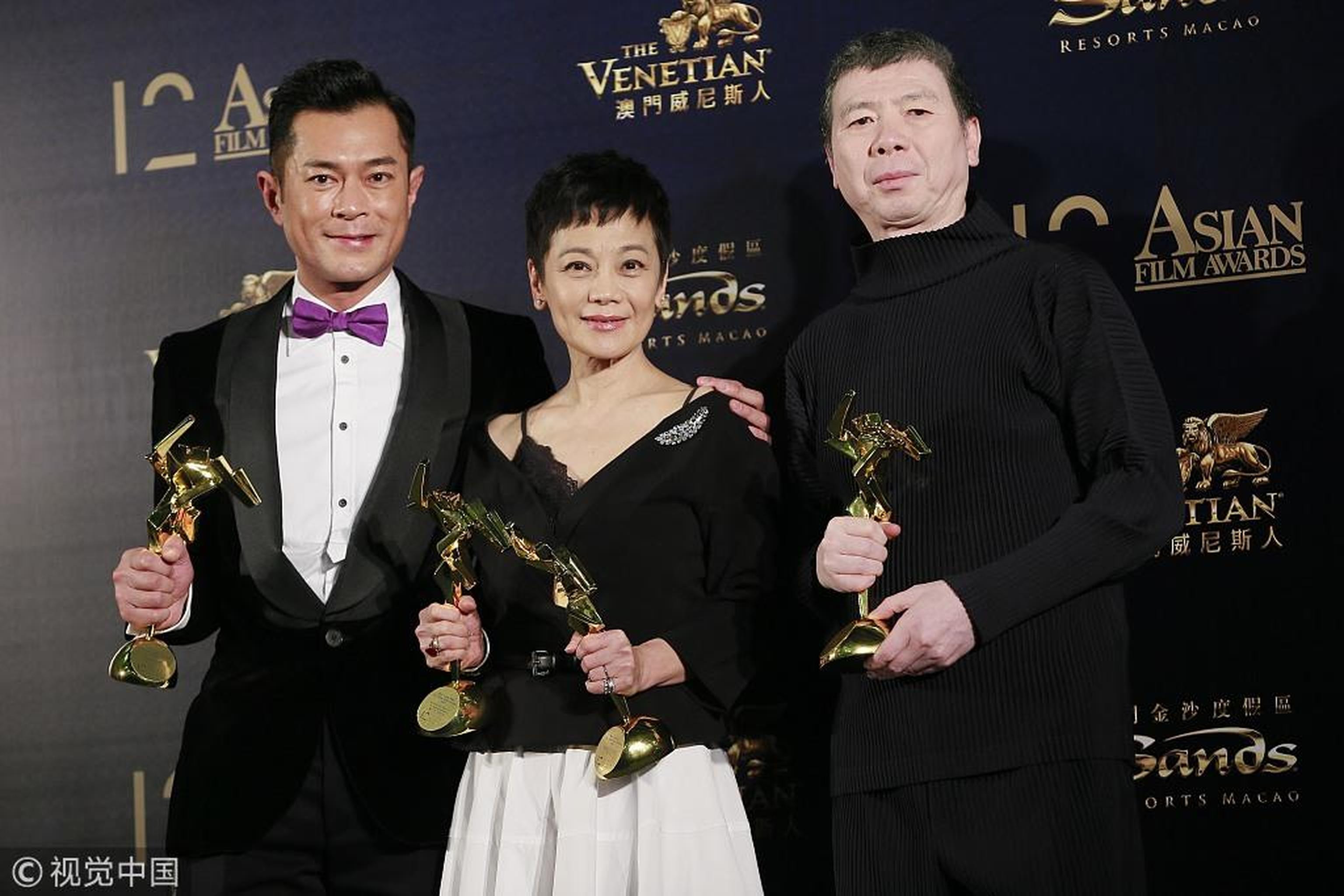 影帝古天乐、影后张艾嘉、最佳影片冯小刚《芳华》