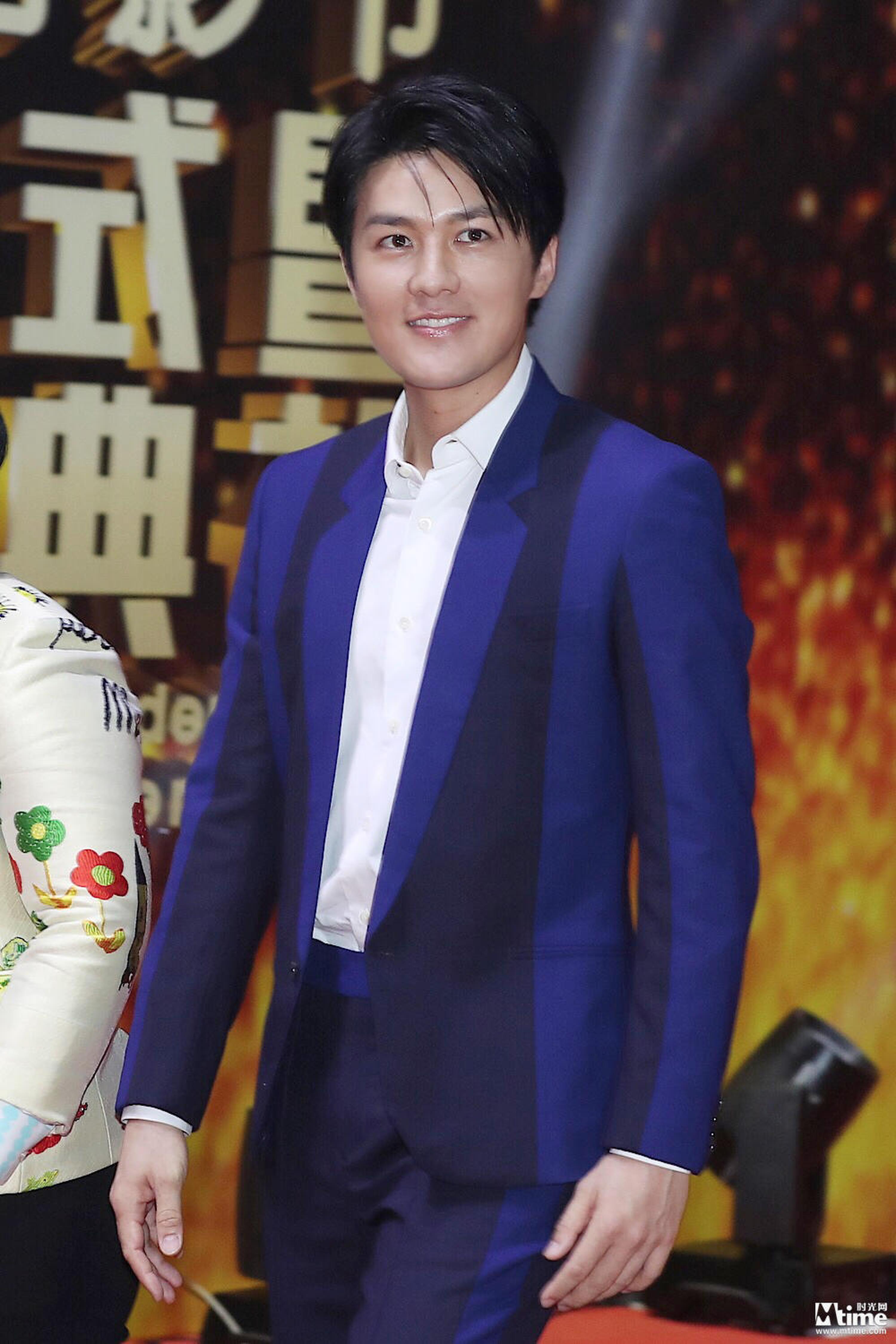 吴克群导演