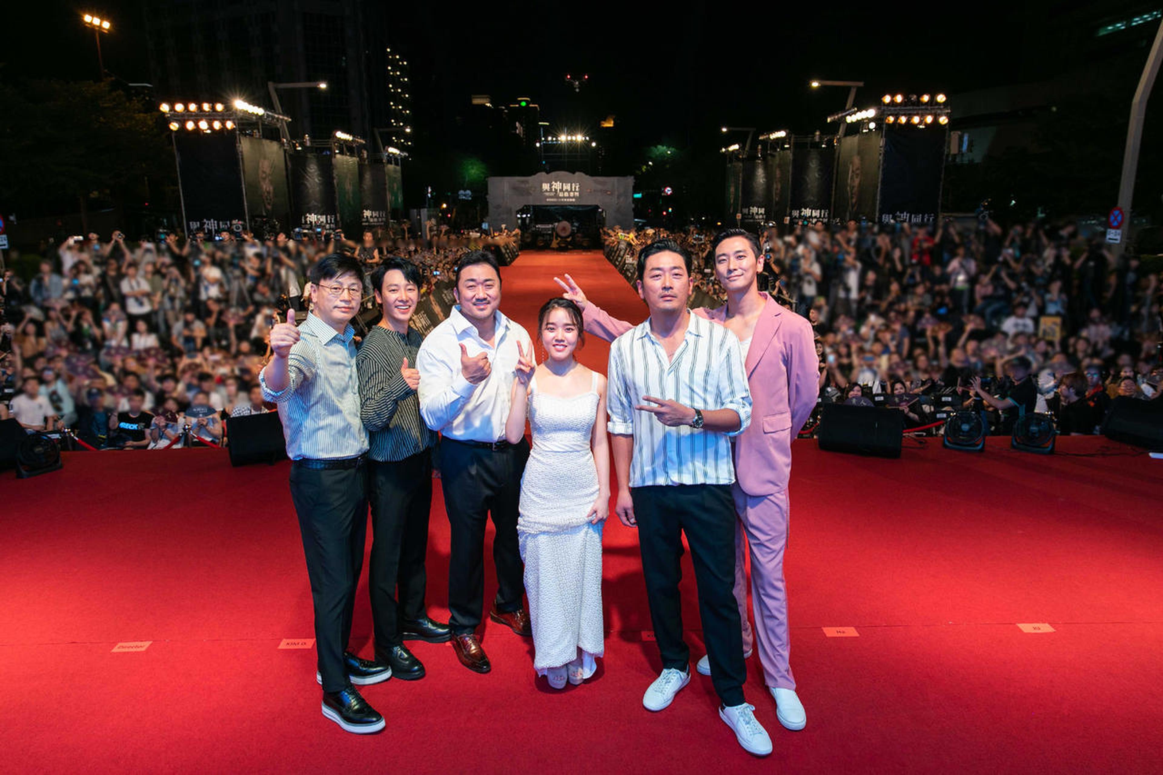 《与神同行2》5日在台湾举行首映红毯仪式