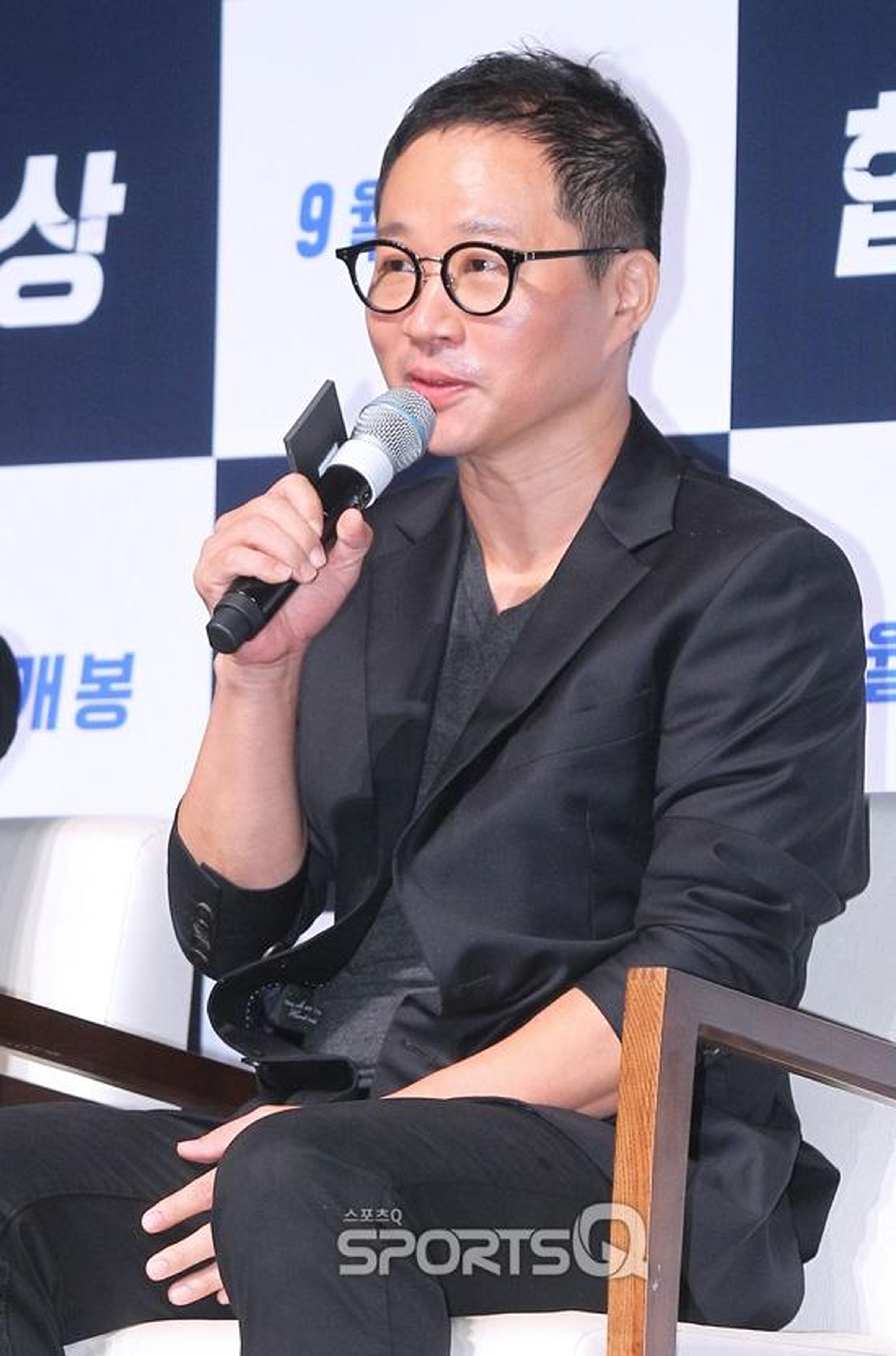 导演李钟锡