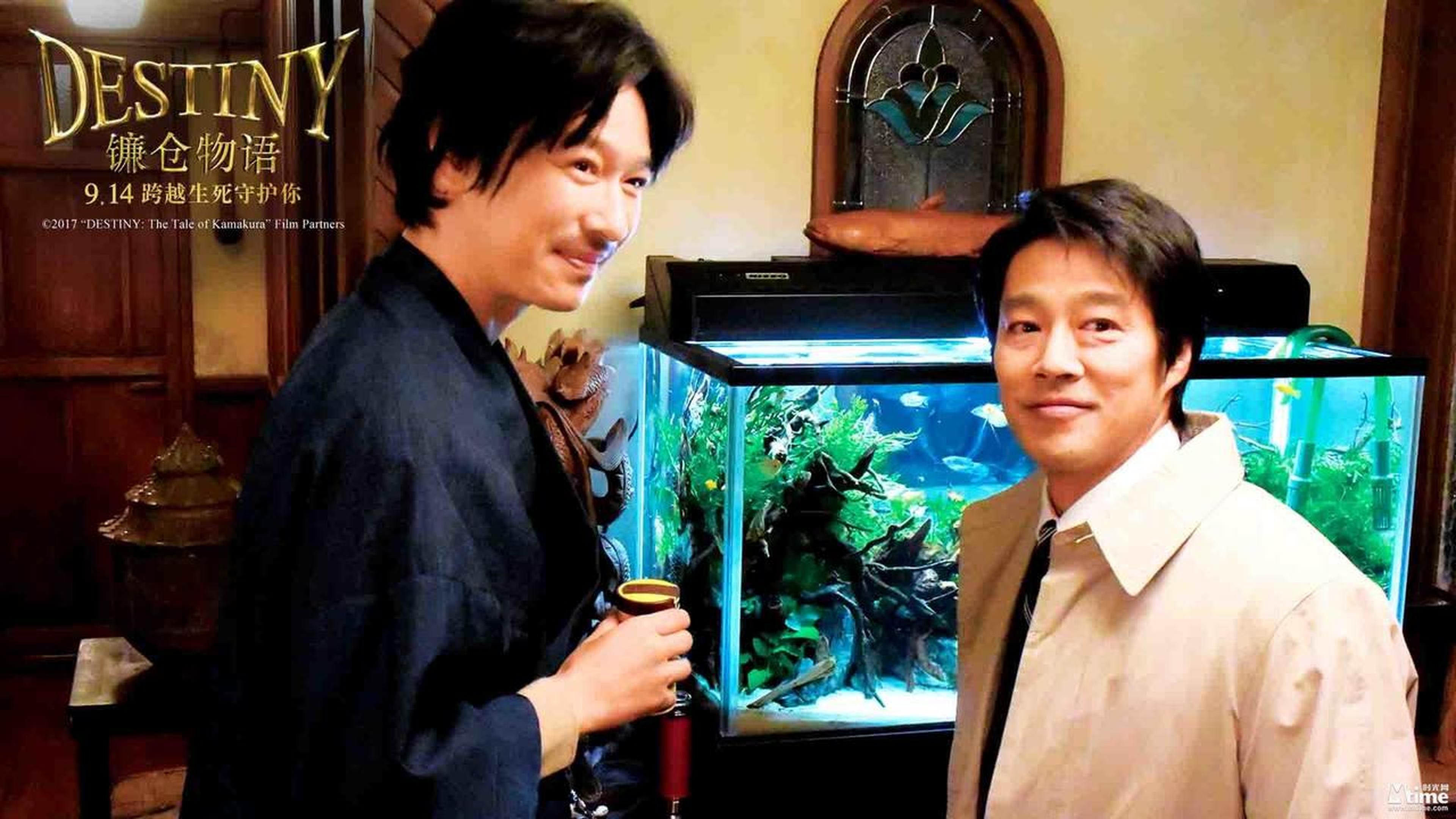 堺雅人与堤真一同框飙戏