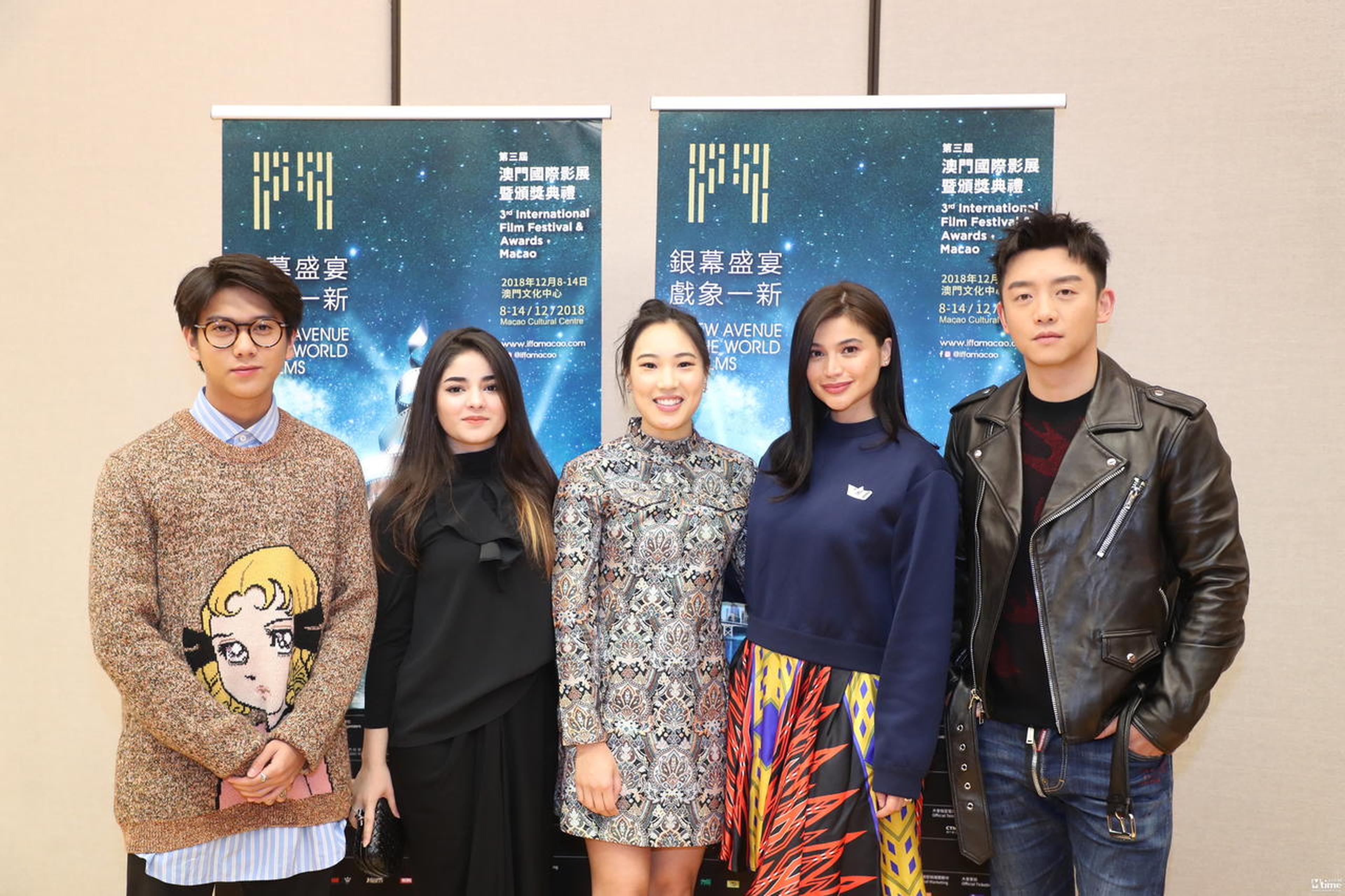 跨越亚洲: 明日之星五位获奖演员：Anne Curtis、Iqbaal Ramadhan、Zaira Wasim、唐莎娜 (Xana Tang)、郑恺