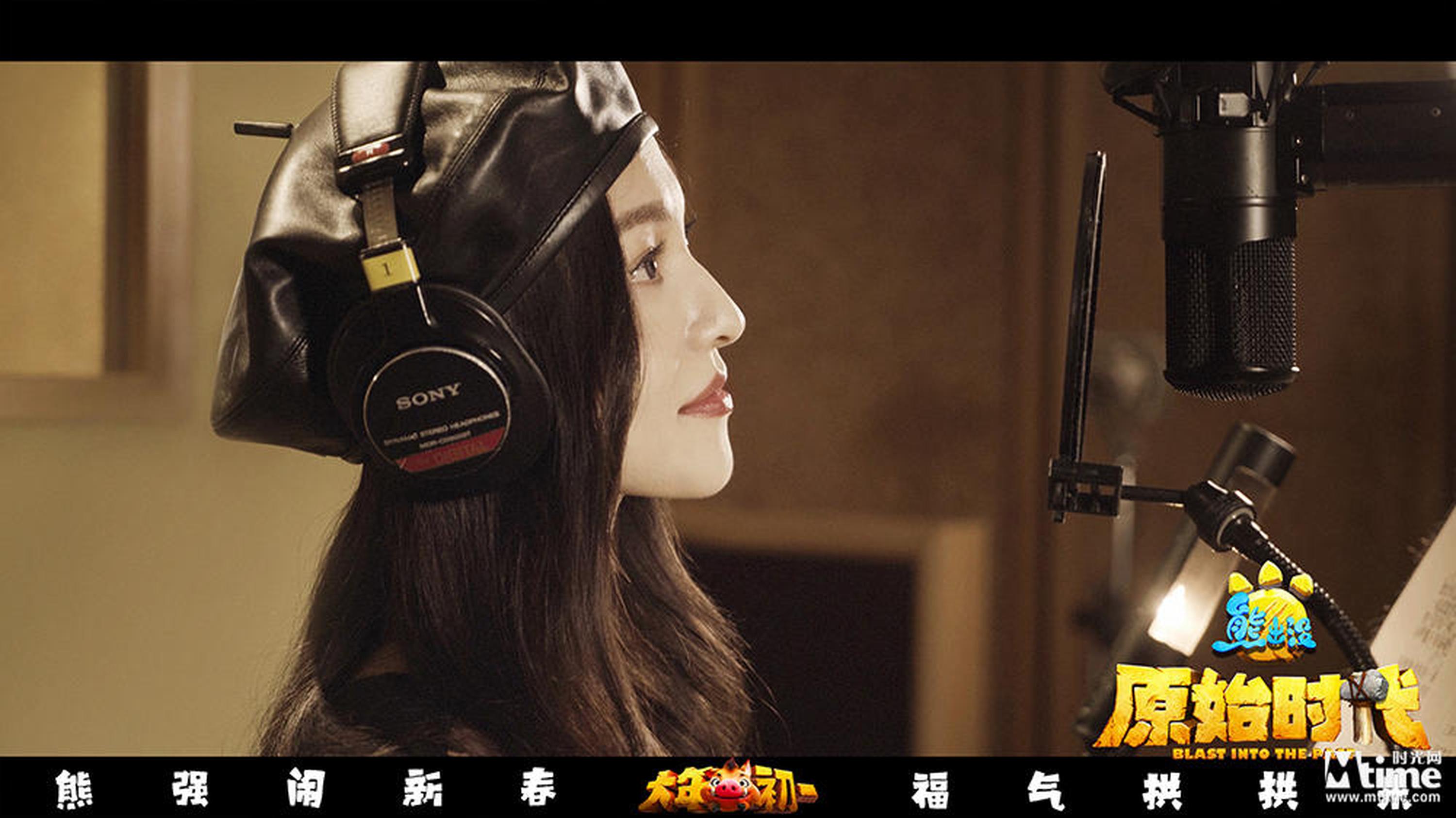 张韶涵深情献唱暖心主题曲