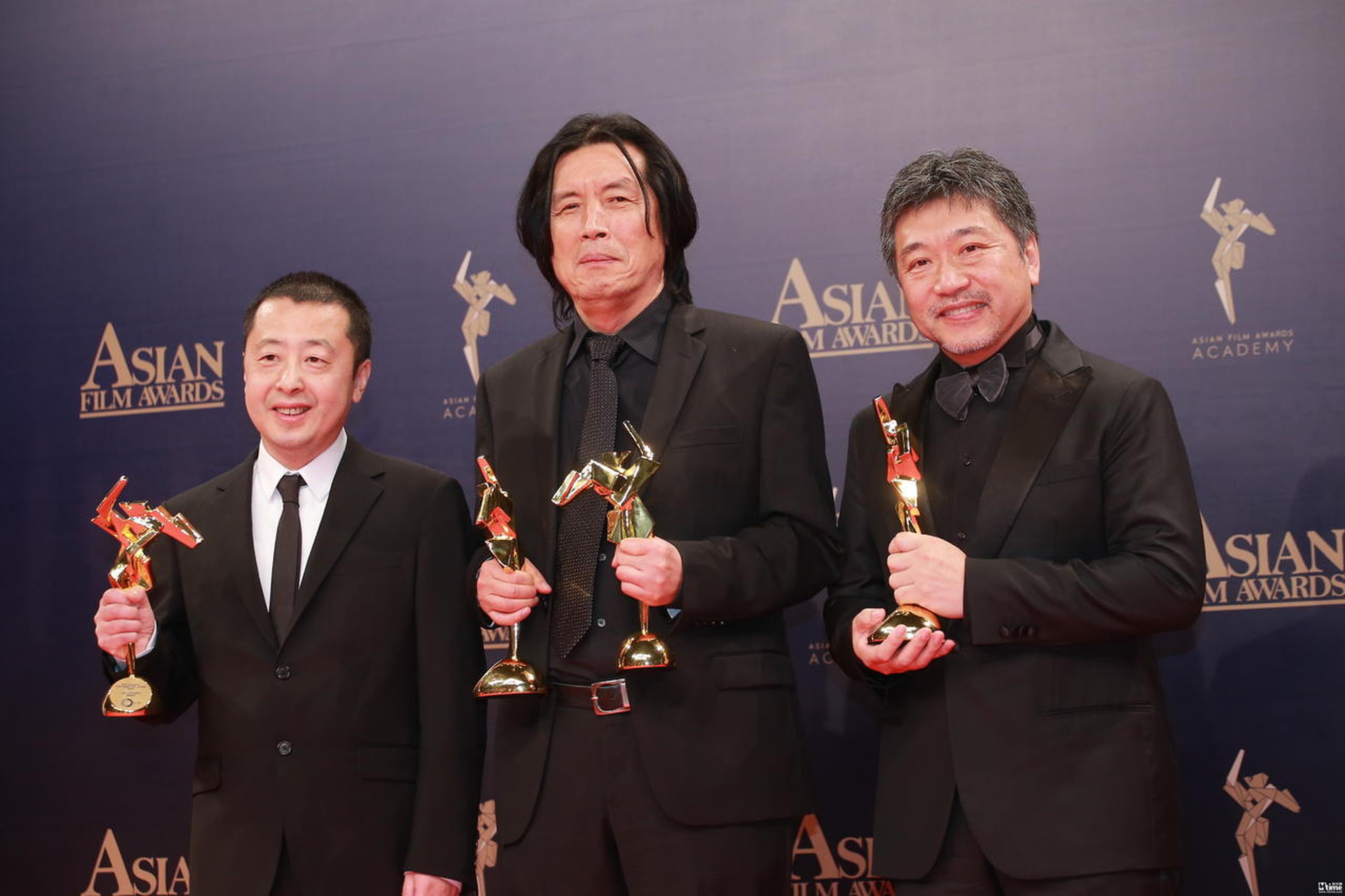 左起：贾樟柯、李沧东、是枝裕和，亚洲三位顶级大导演
