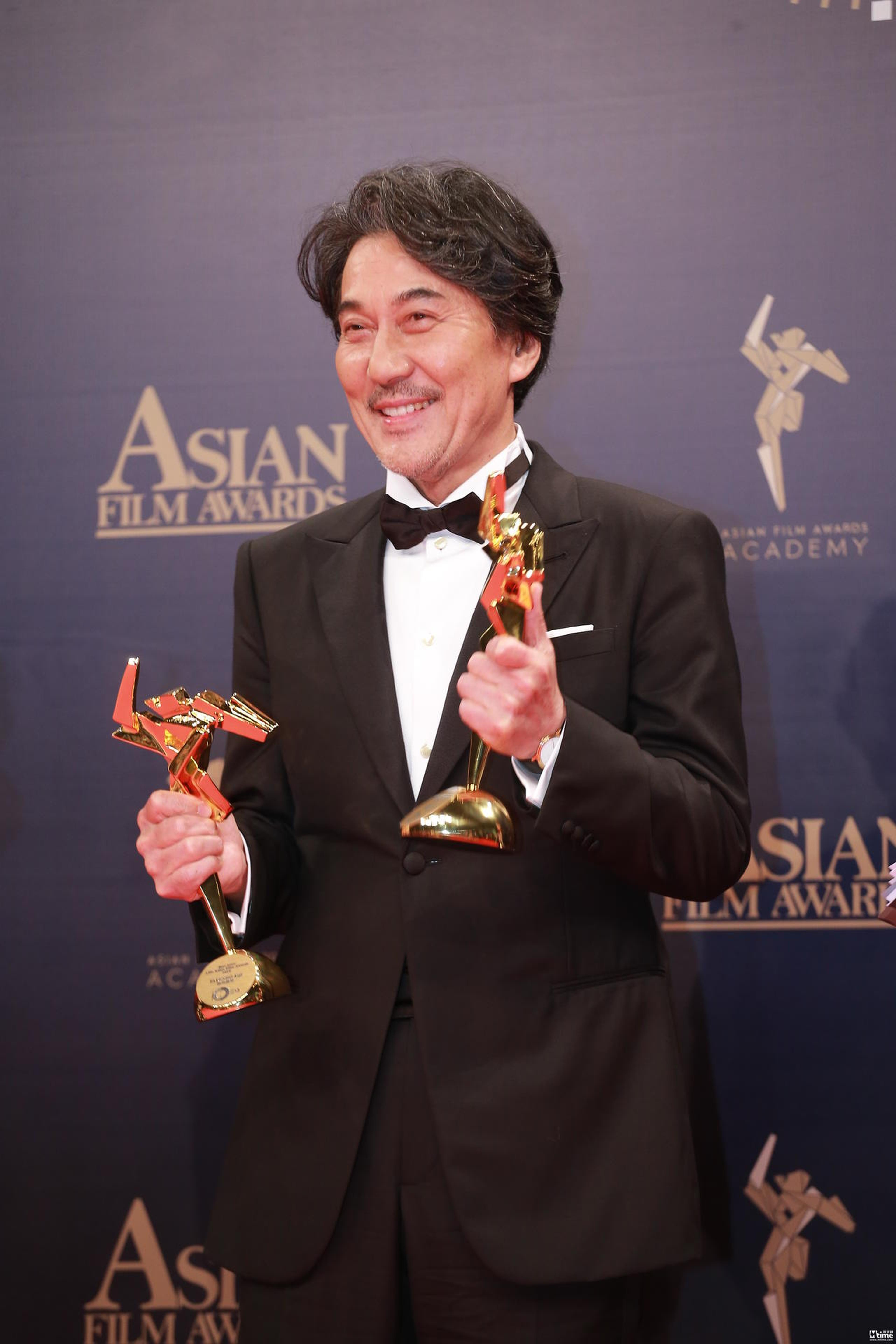 第13届亚洲电影大奖：最佳男主角役所广司《孤狼之血》