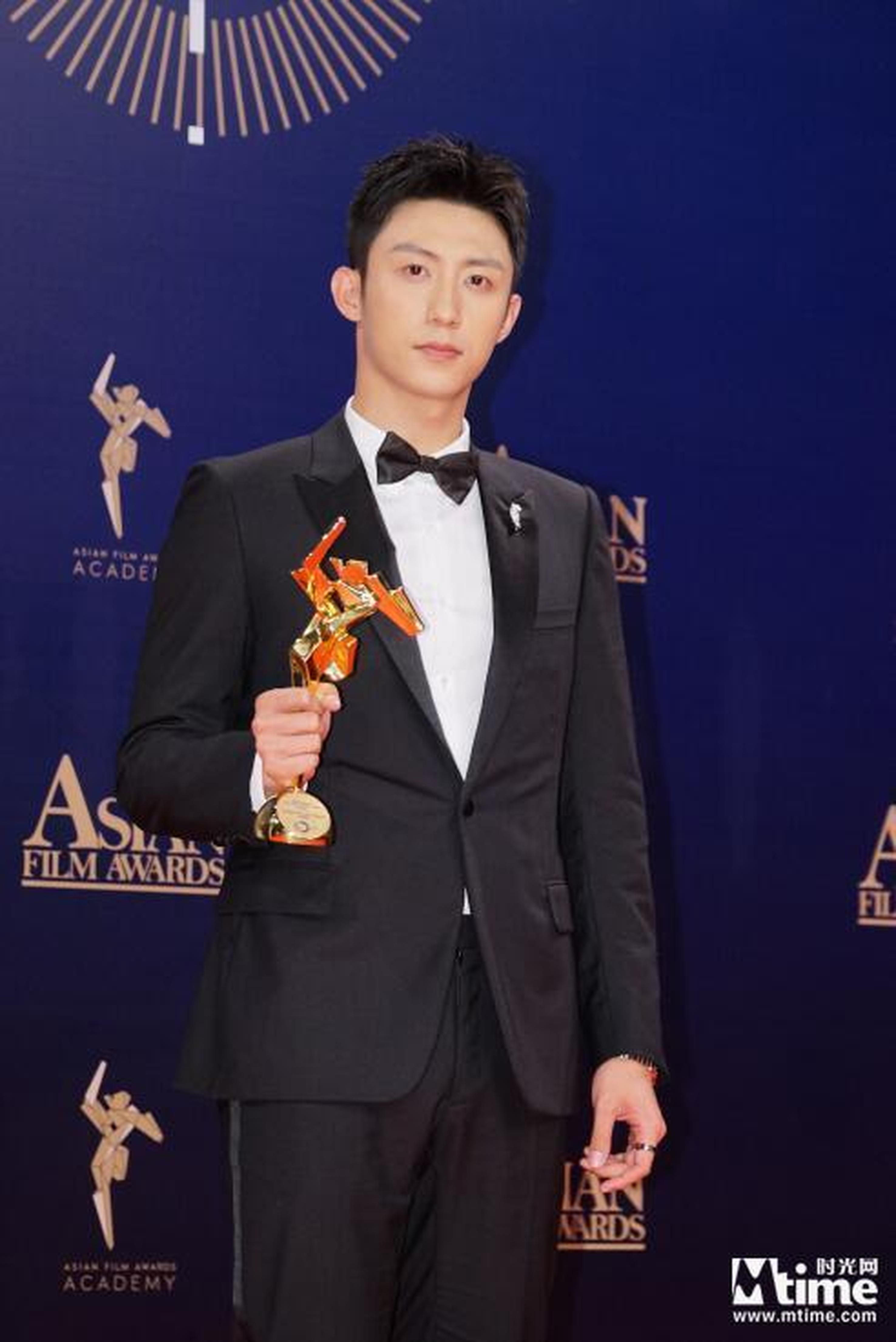 第13届亚洲电影大奖：最佳新演员黄景瑜《红海行动》