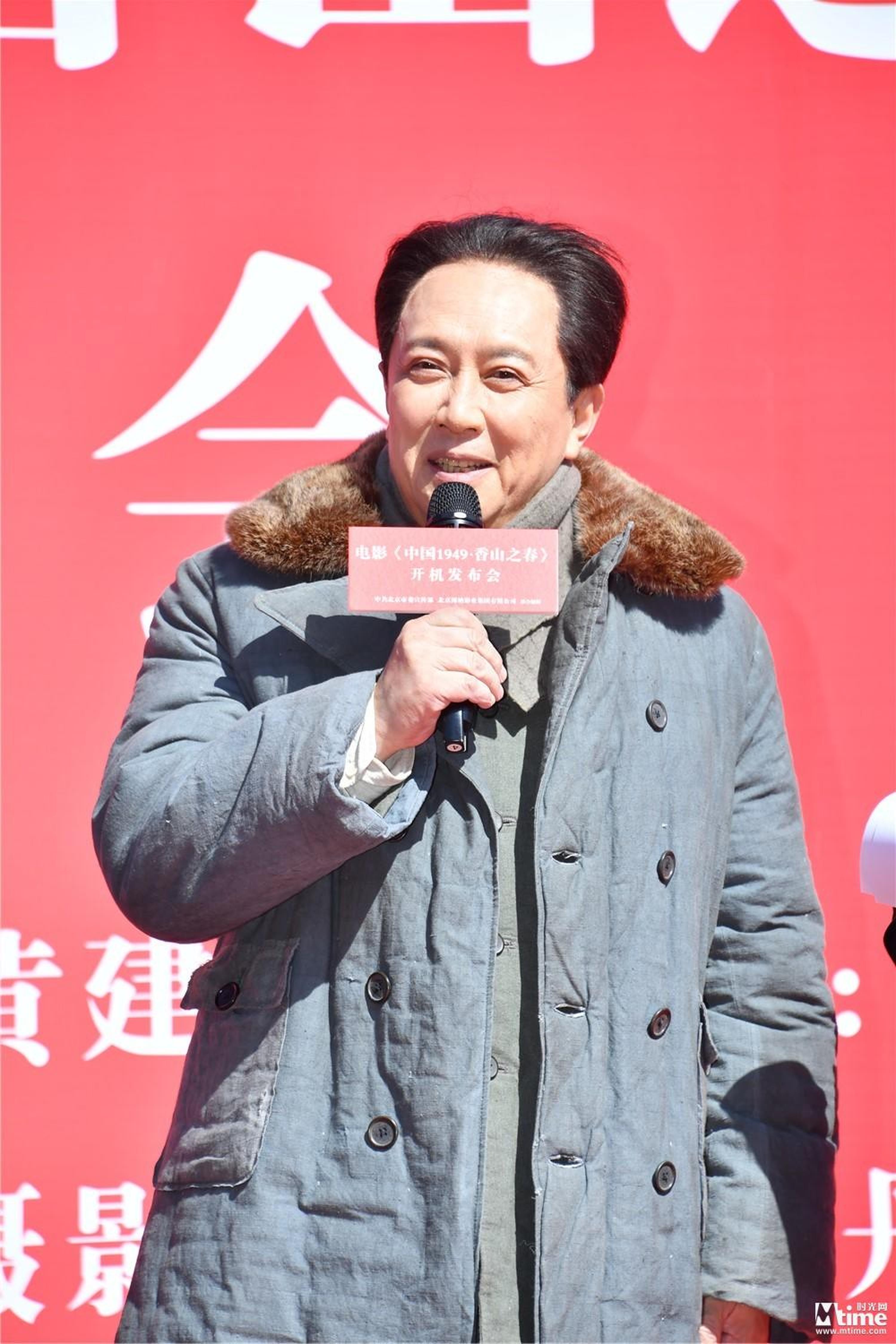 唐国强回忆昔日往事