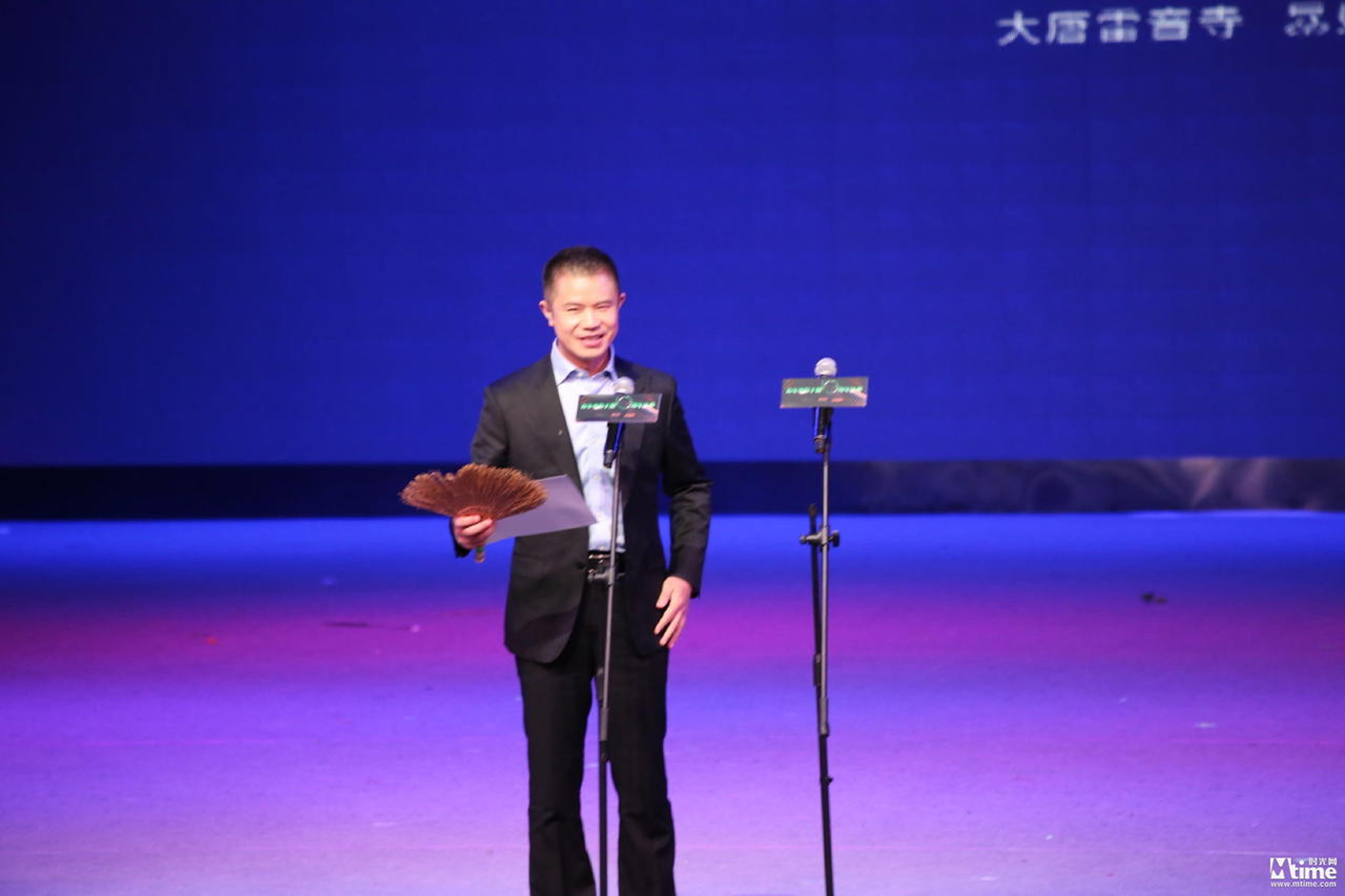 《纯洁心灵·逐梦演艺圈》获十年最差电影，毕志飞来领金扫帚奖