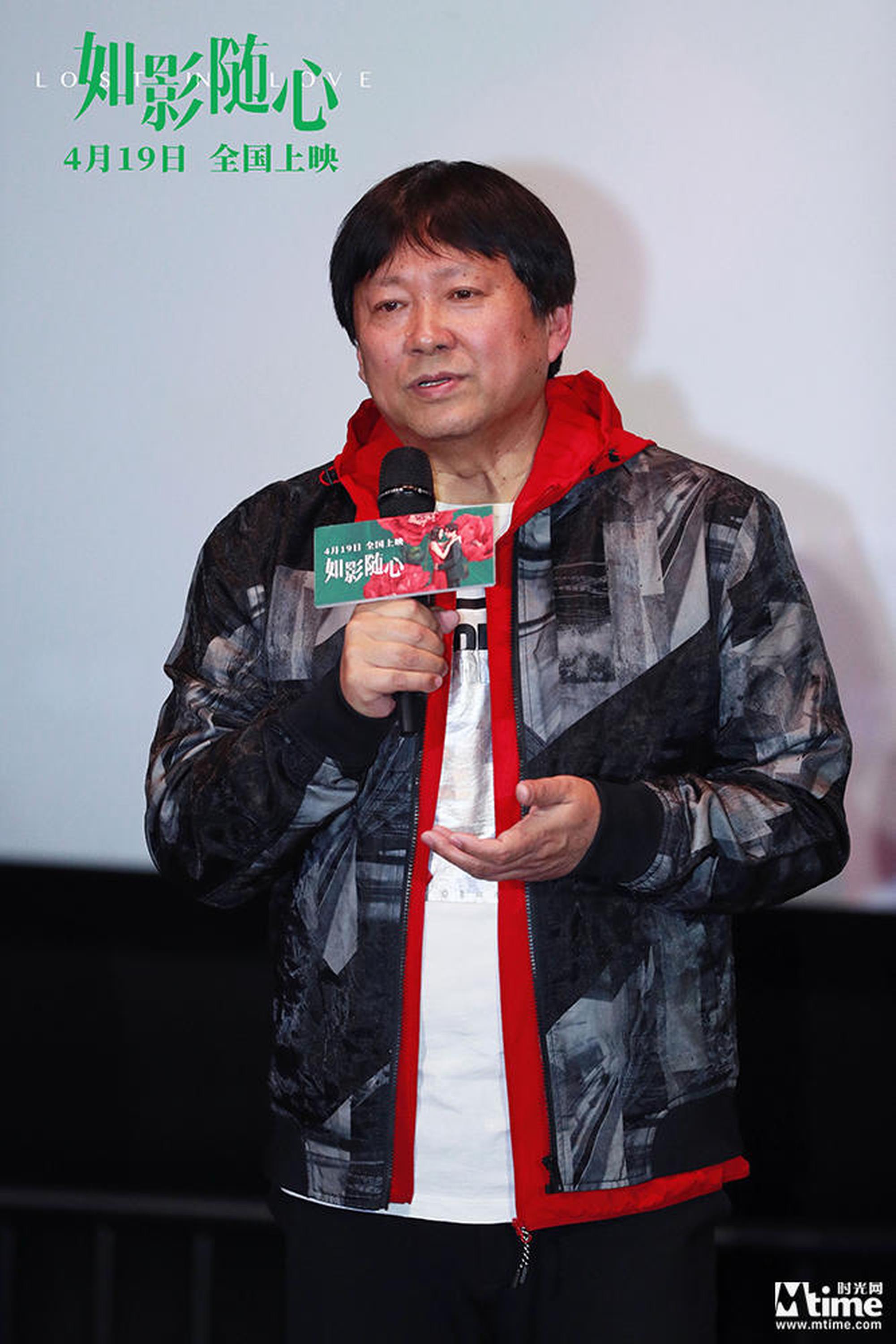 导演霍建起直面“婚后遇真爱”情感难题