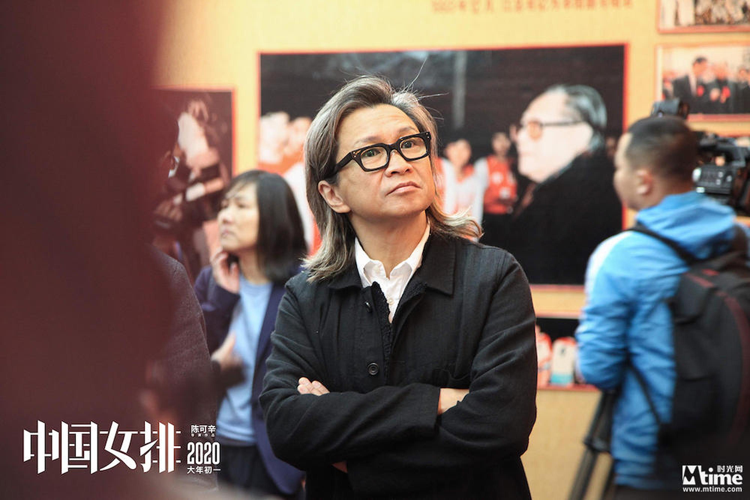 陈可辛参观女排纪念馆