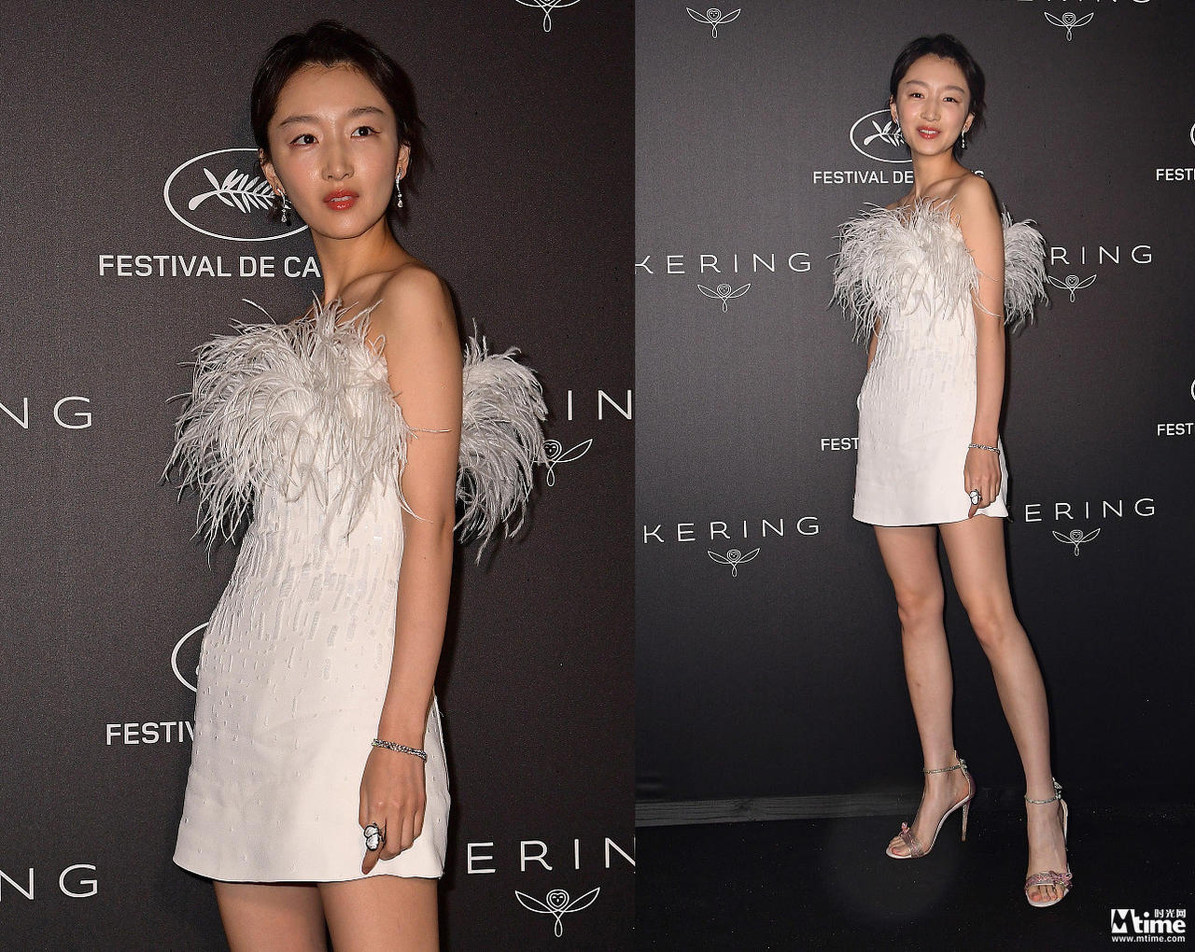 周冬雨穿白色羽毛裙甜美活泼，亮相WomeninMotion晚宴