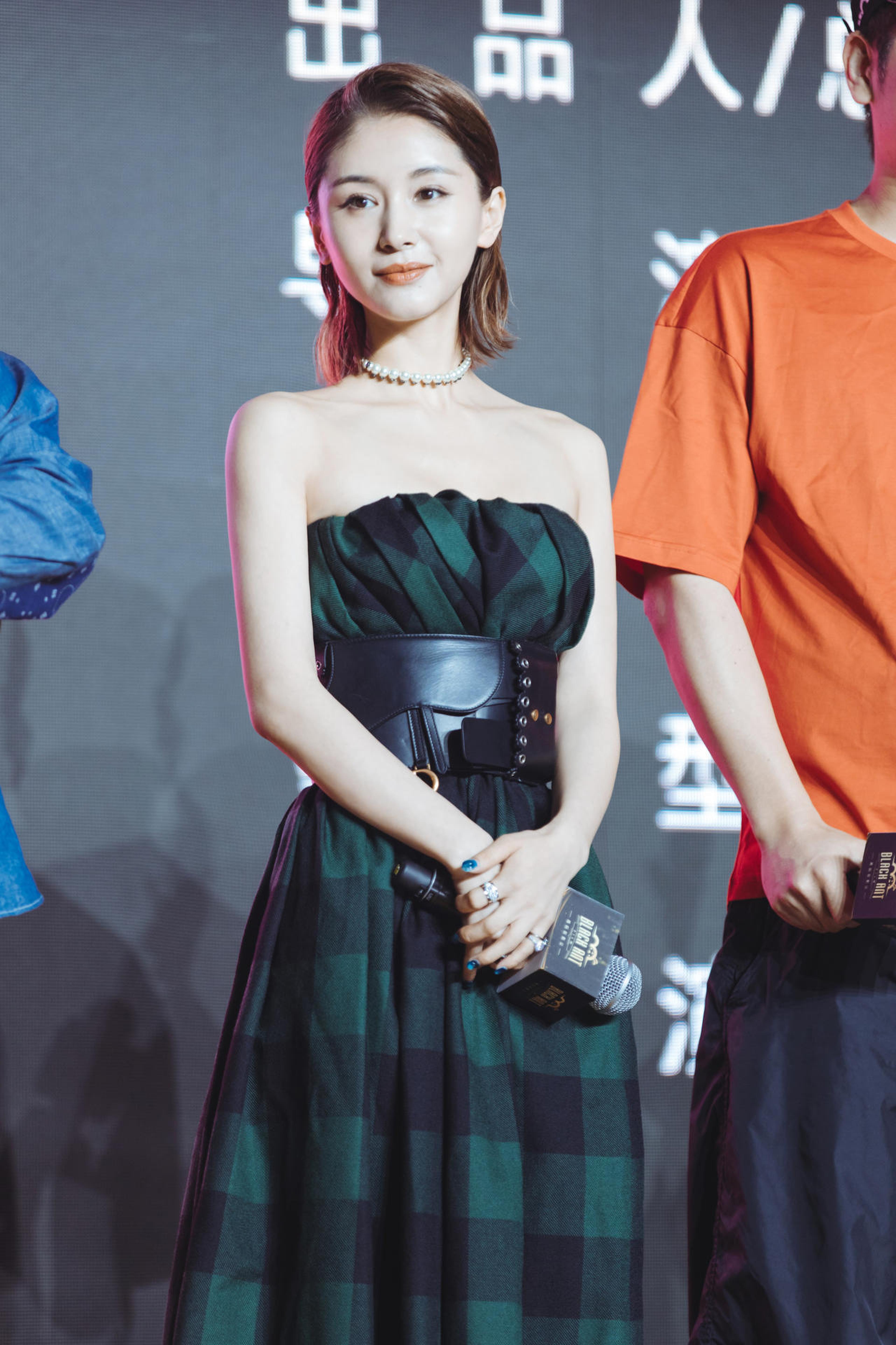 王子文