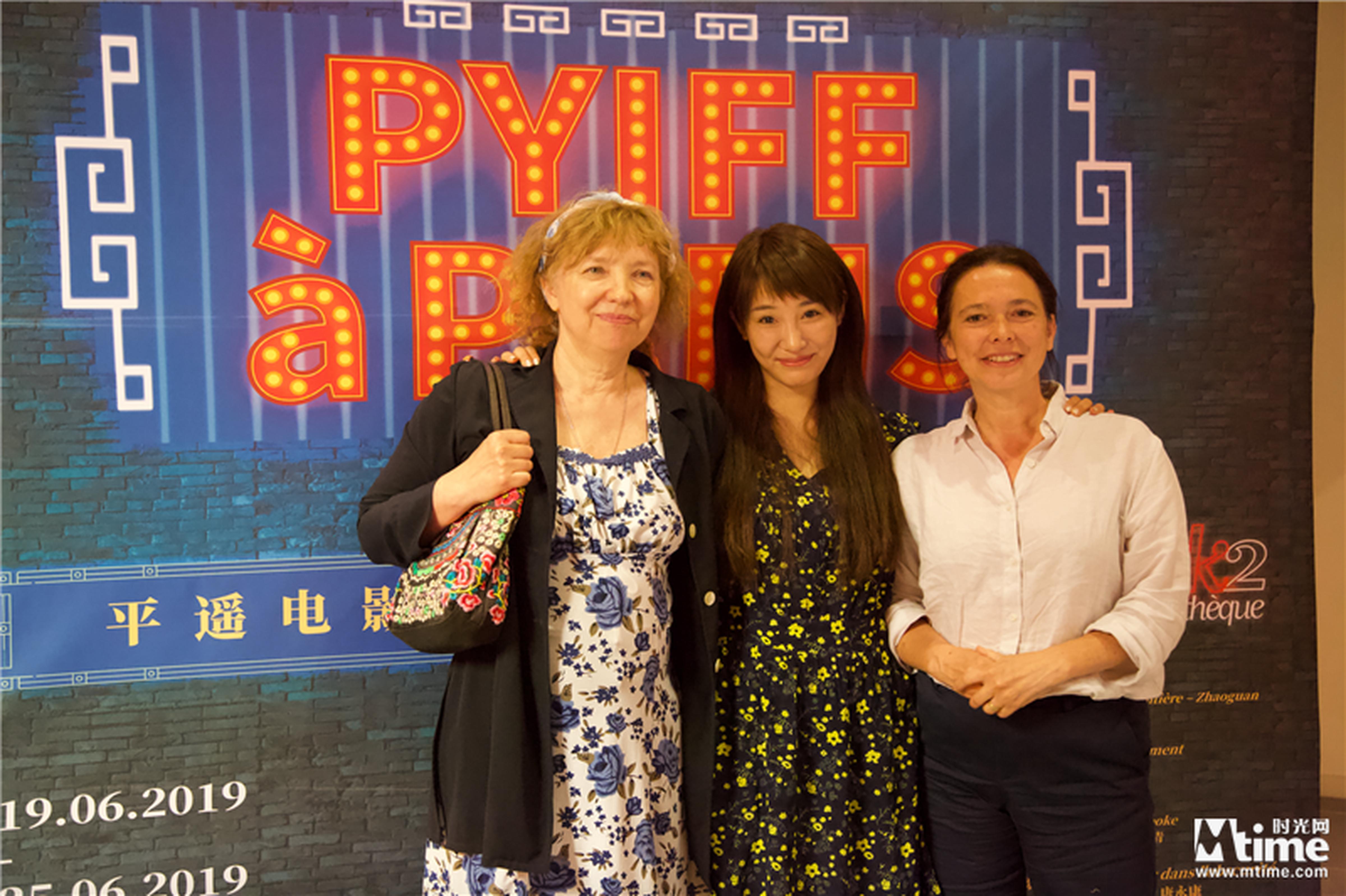 法国导演侯麦的两位御用女演员罗赛特（Rosette）、阿曼达·朗格勒（Amanda Langlet）前来观看竹原青导演影片