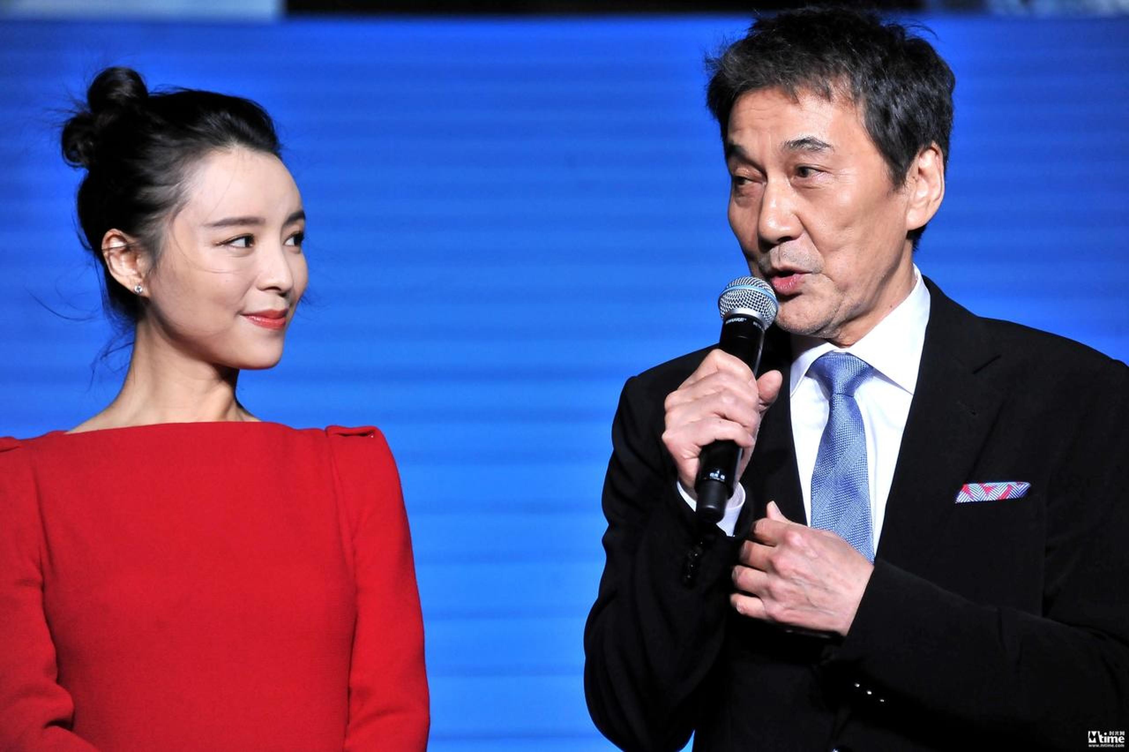 《冰峰暴》主演役所广司