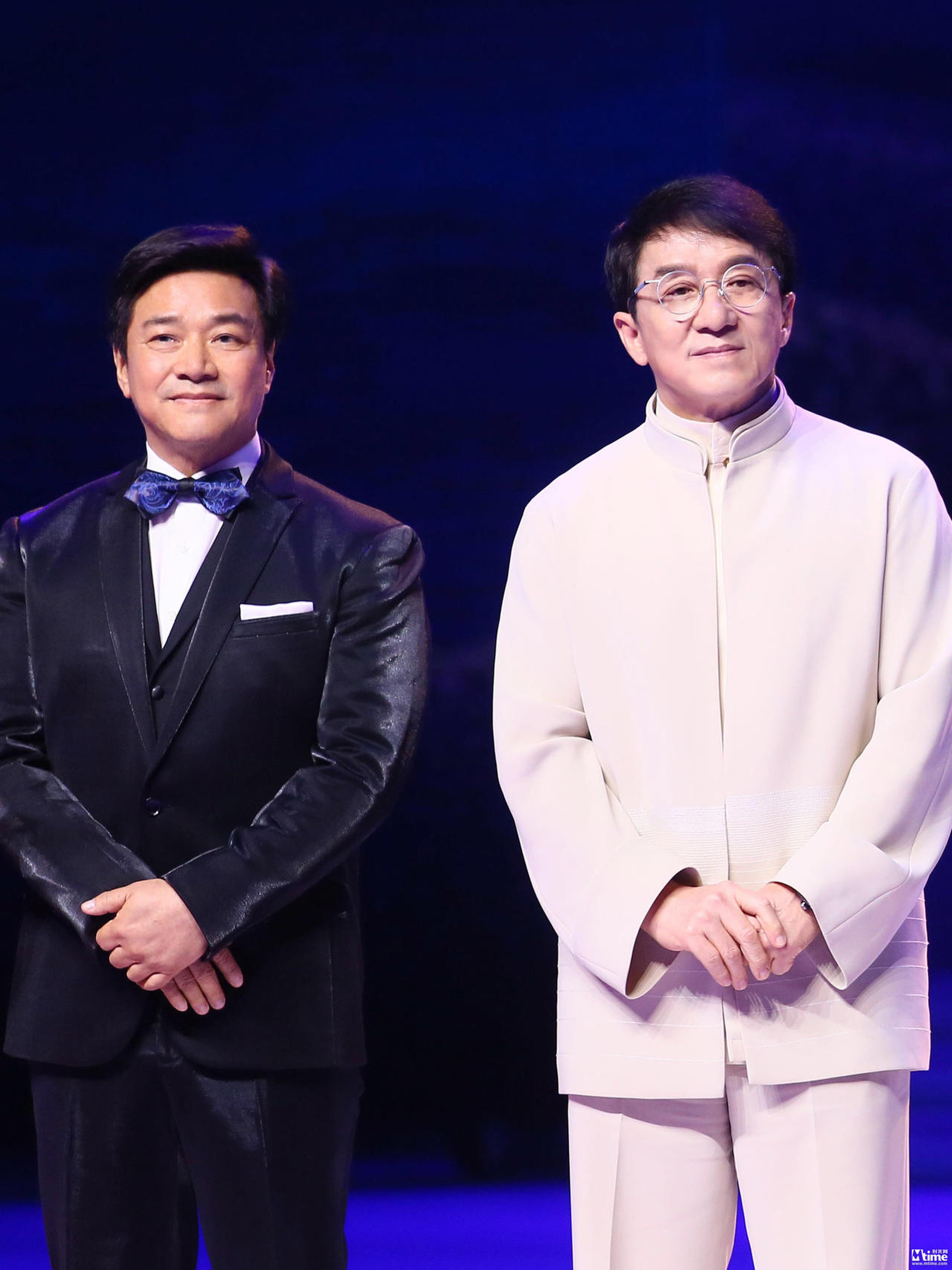成龙、唐季礼齐聚金鸡百花