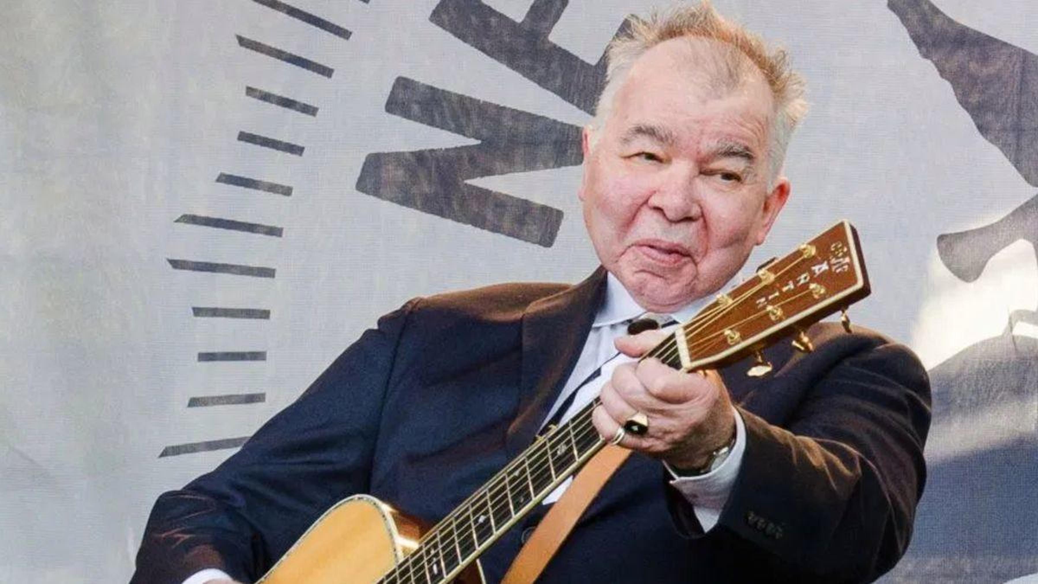 传奇歌手兼作曲家John Prine