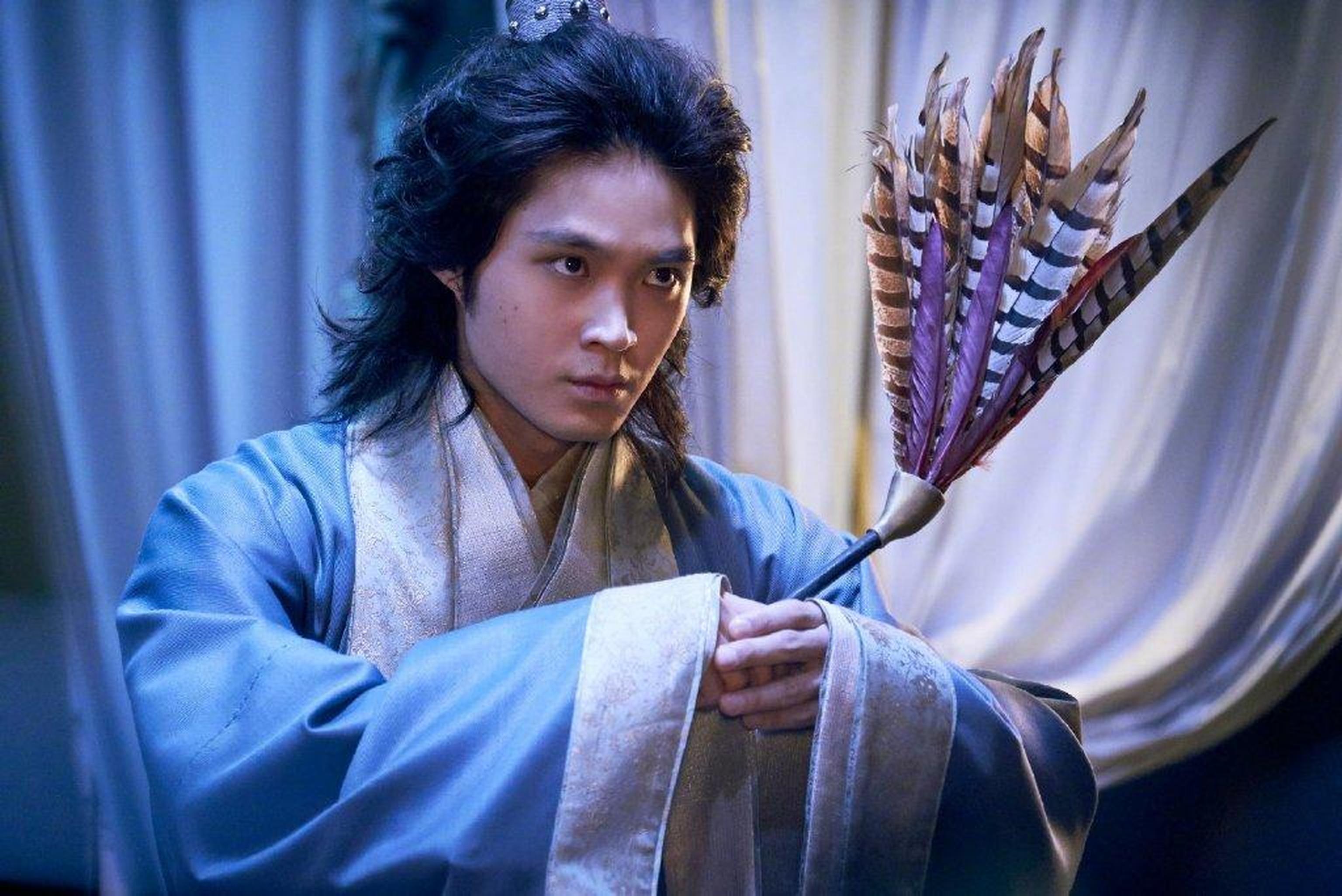 矶村勇斗扮演荀彧